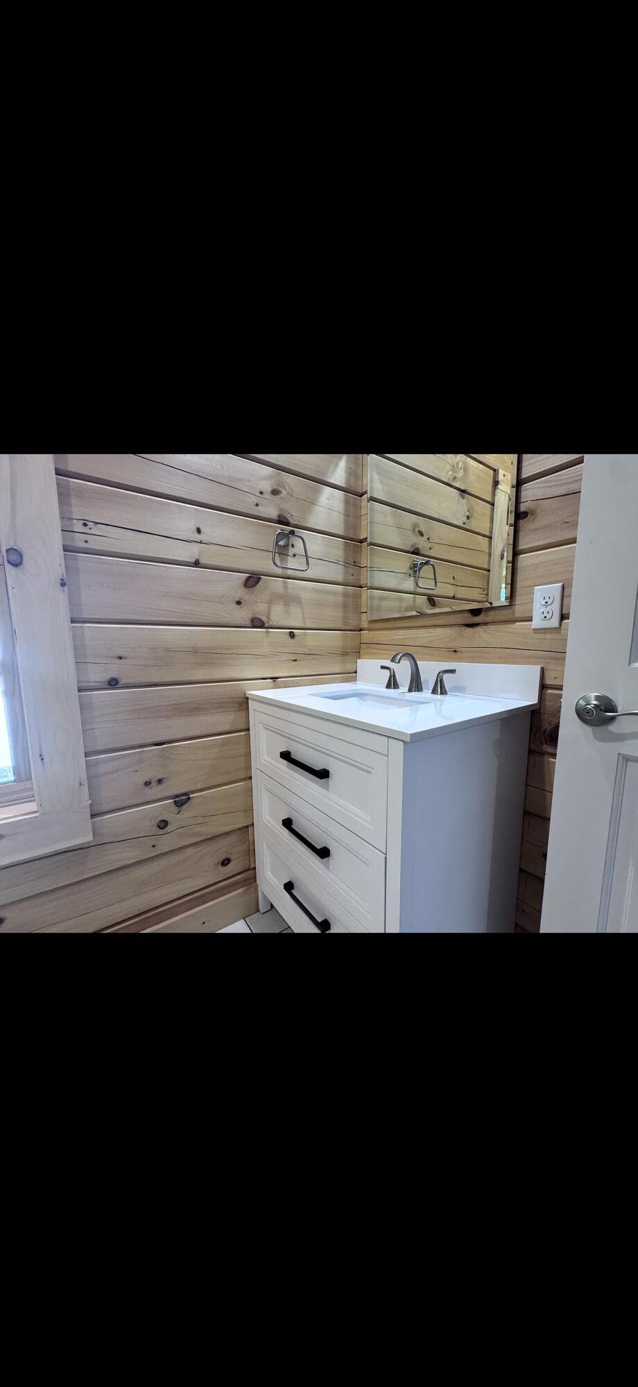1339 Hickory Point Drive Property Photo 9