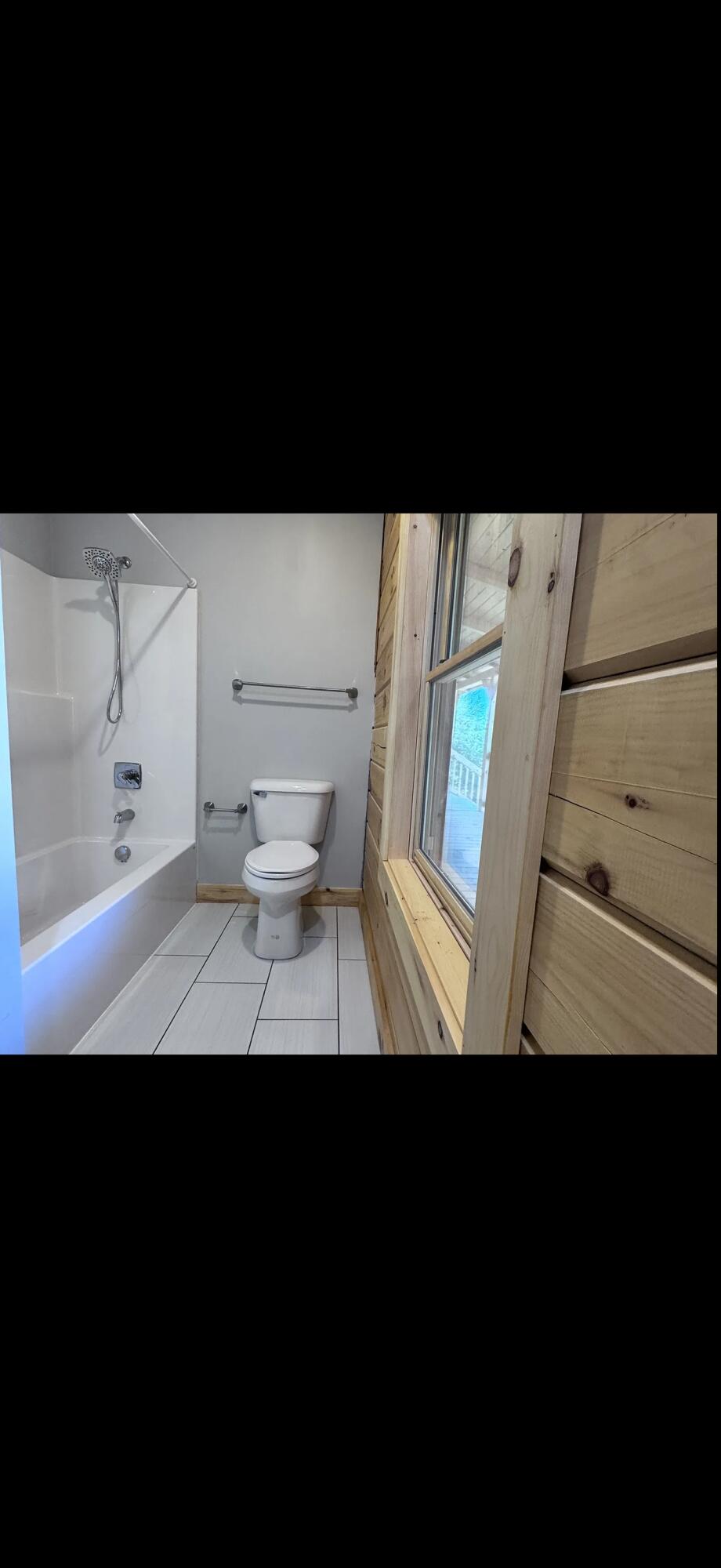 1339 Hickory Point Drive Property Photo 12