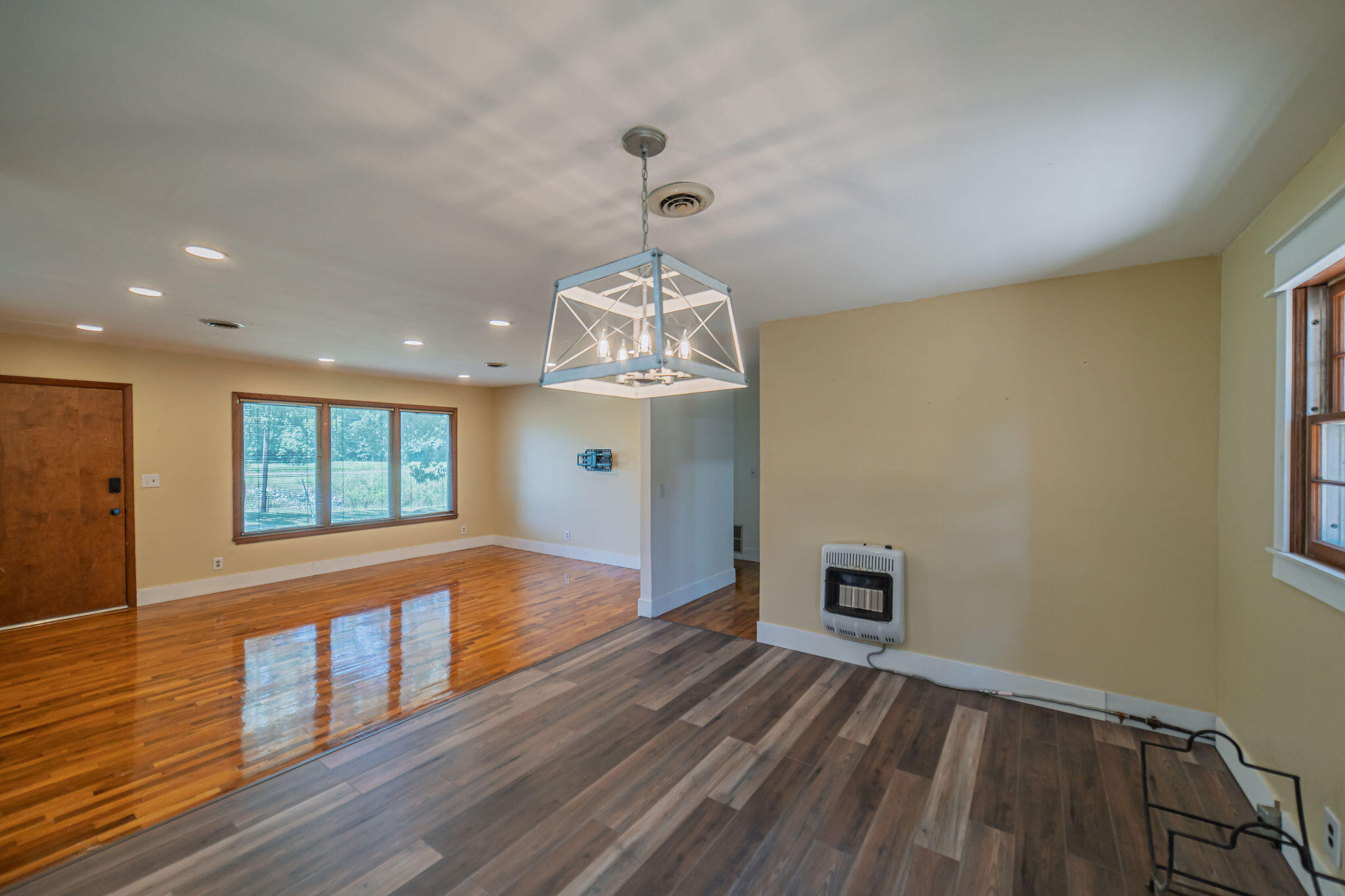 1299 Oak Park Boulevard Property Photo 7