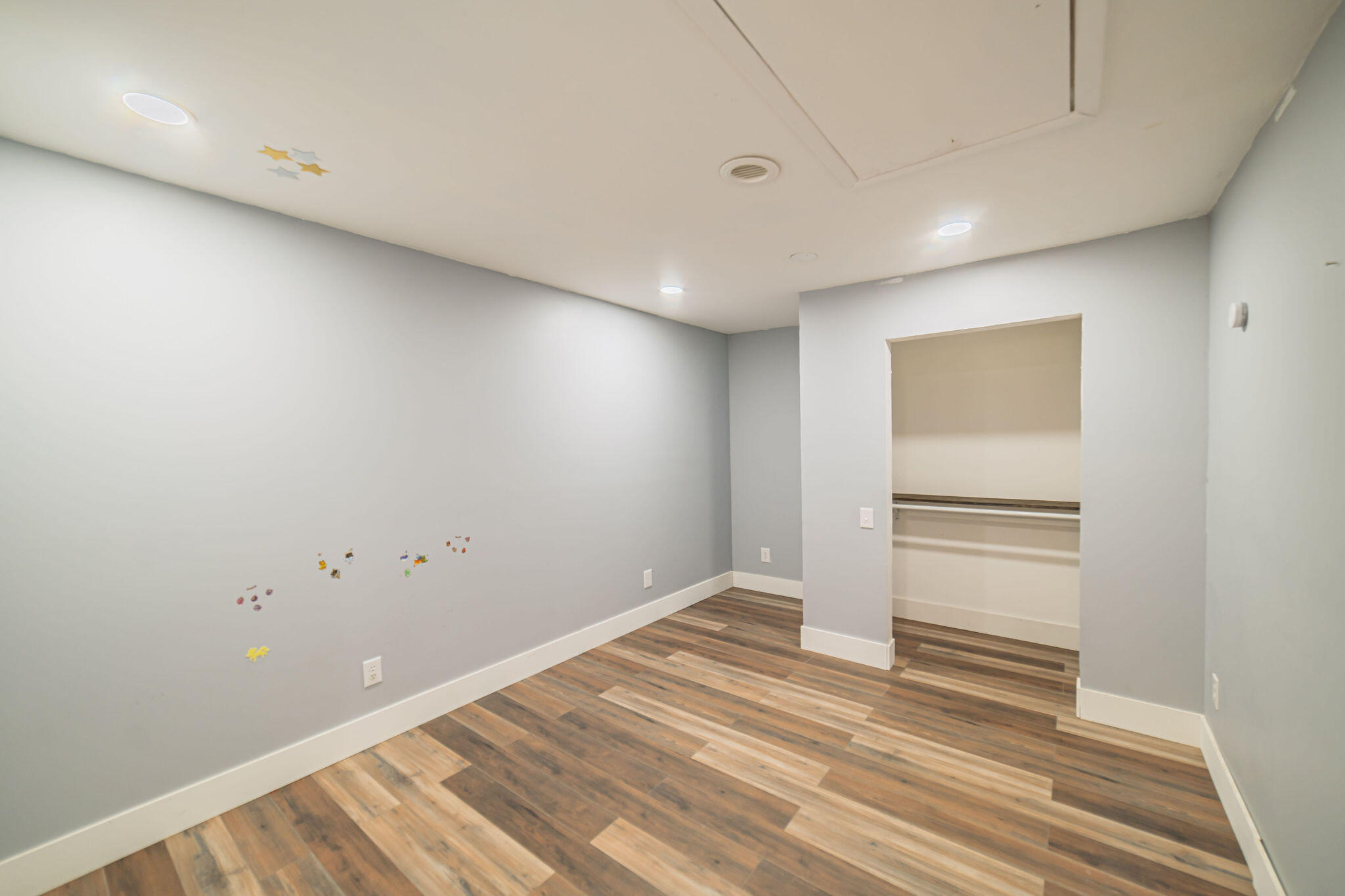 1299 Oak Park Boulevard Property Photo 13