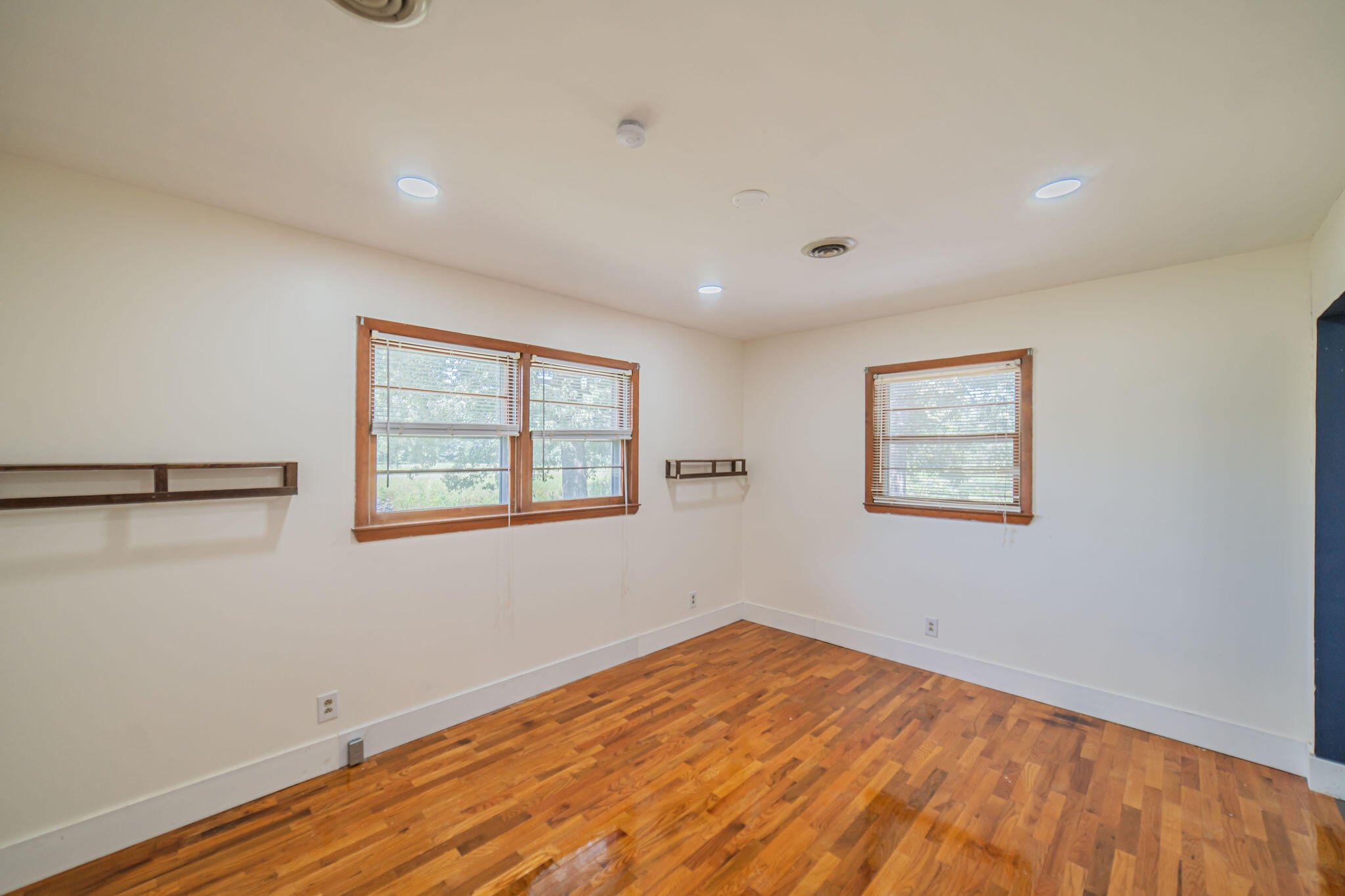 1299 Oak Park Boulevard Property Photo 14