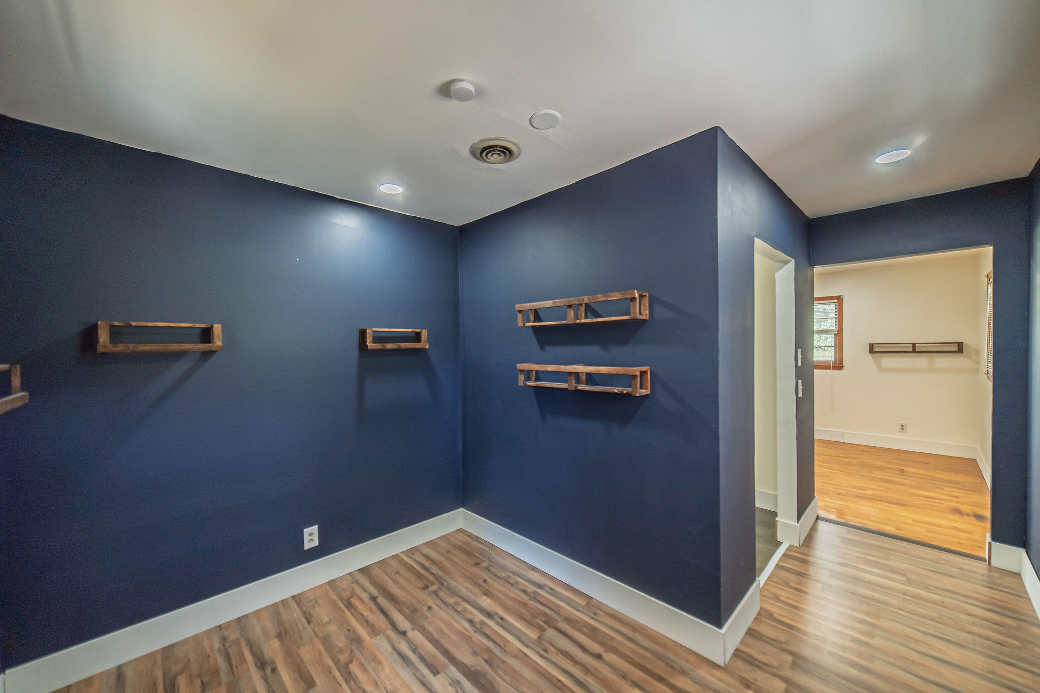 1299 Oak Park Boulevard Property Photo 17