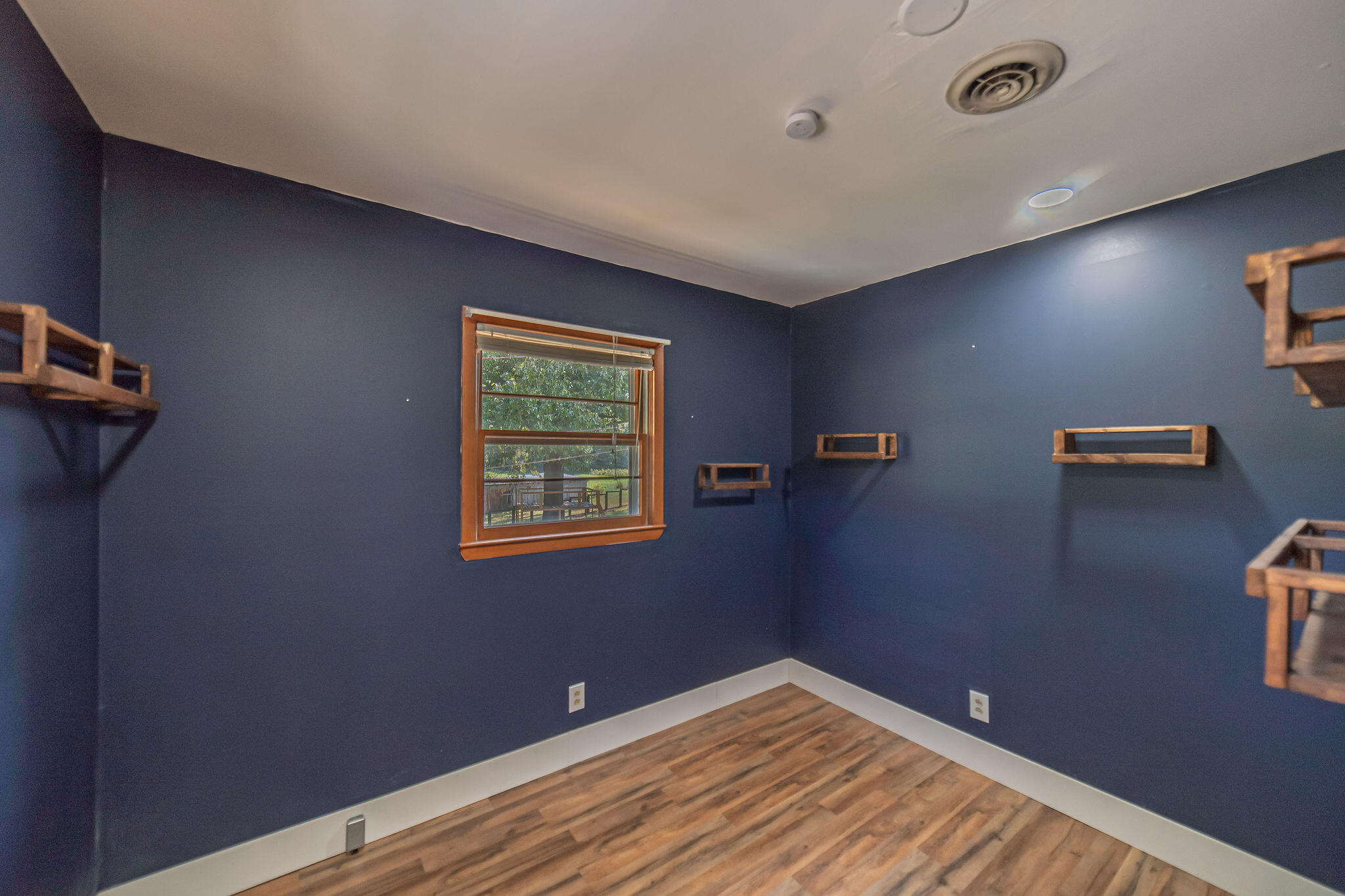 1299 Oak Park Boulevard Property Photo 18
