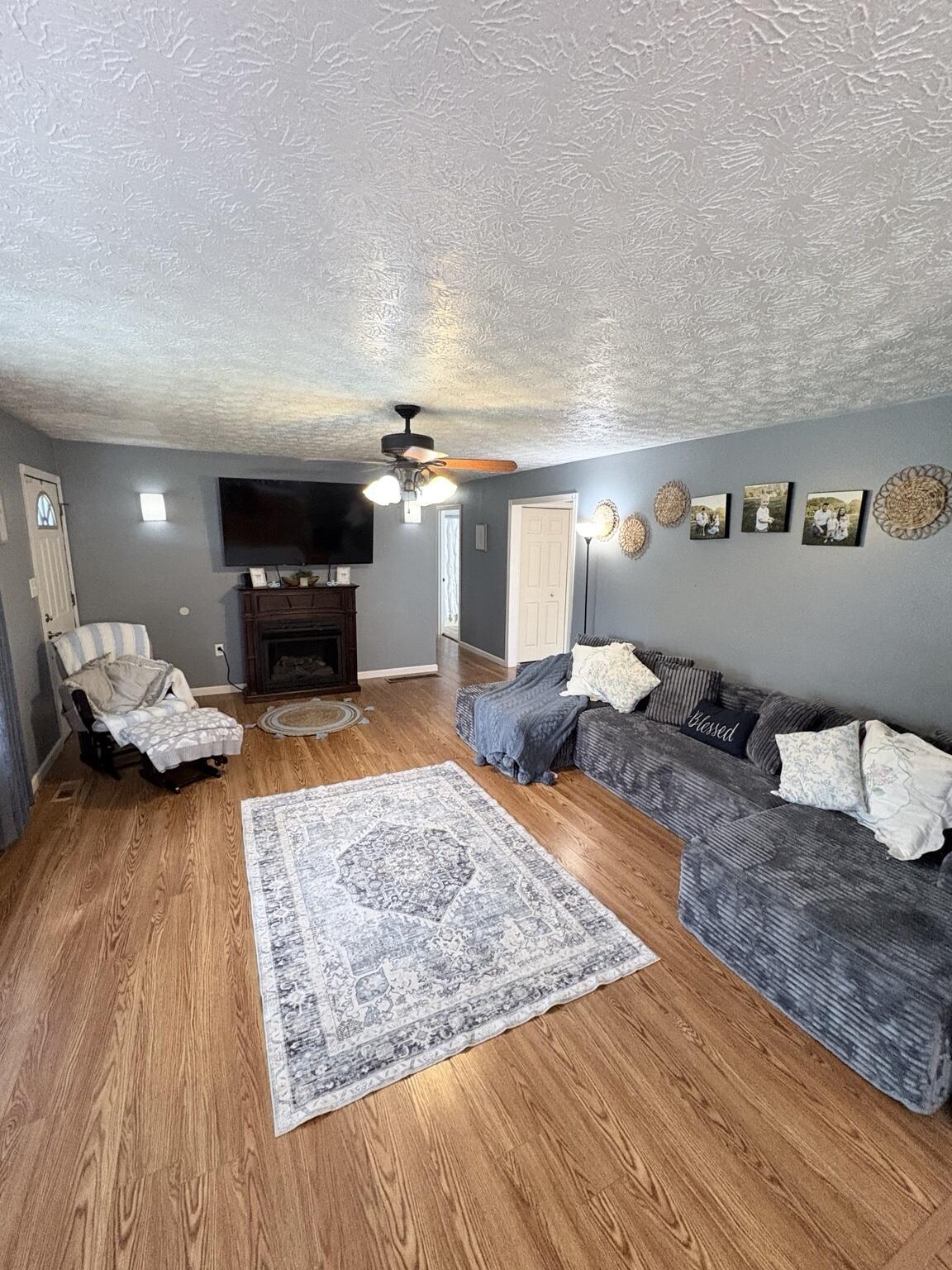 19 Minix Dr Drive Property Photo 4