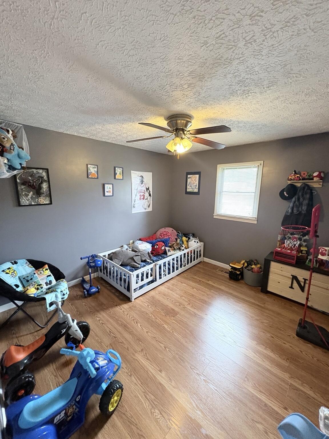19 Minix Dr Drive Property Photo 12
