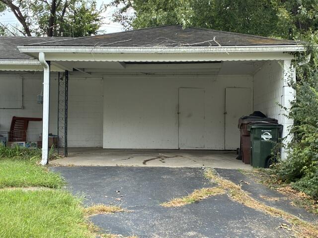 132 Greenbriar Road Property Photo 3