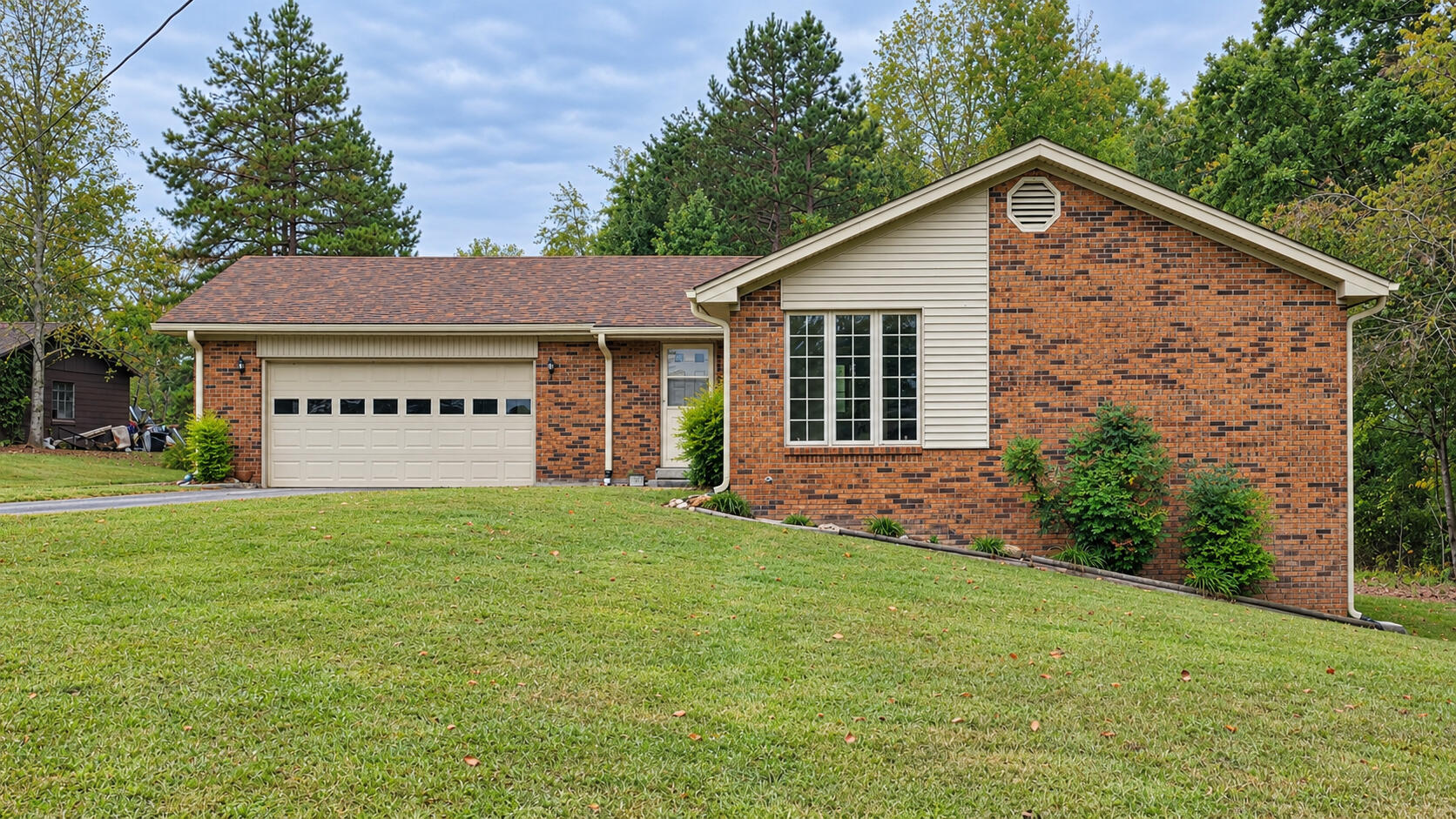 205 Oneal Road Property Photo 2