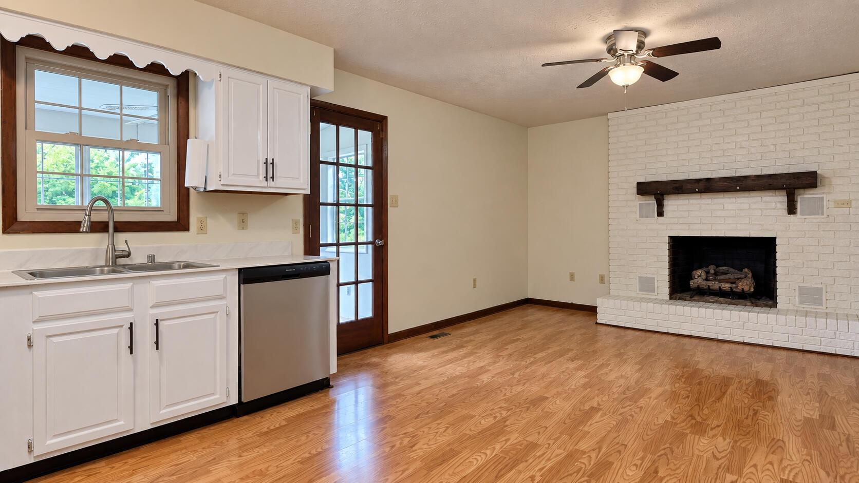 205 Oneal Road Property Photo 8