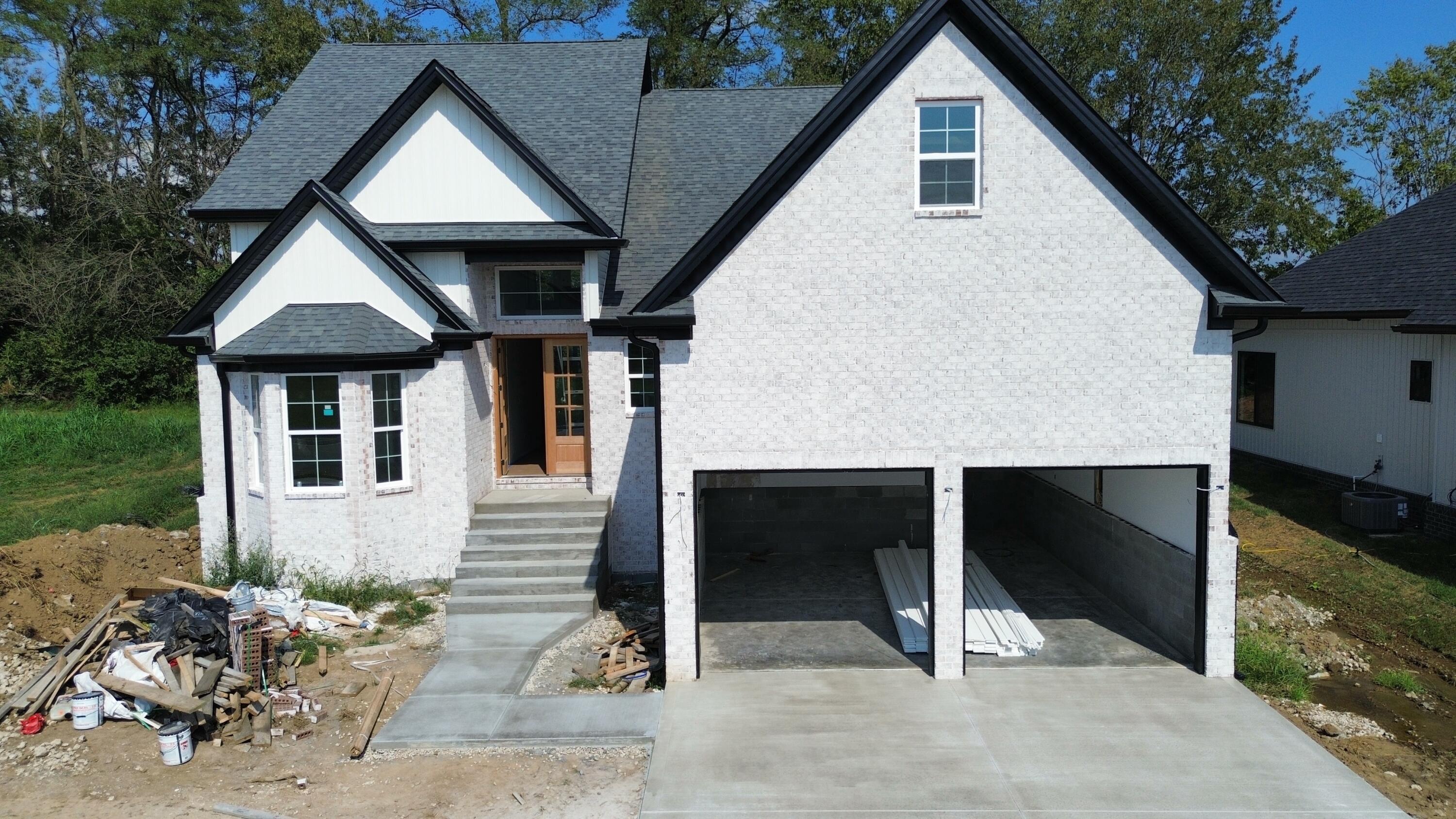 1004 Shelburne Way Property Photo 1