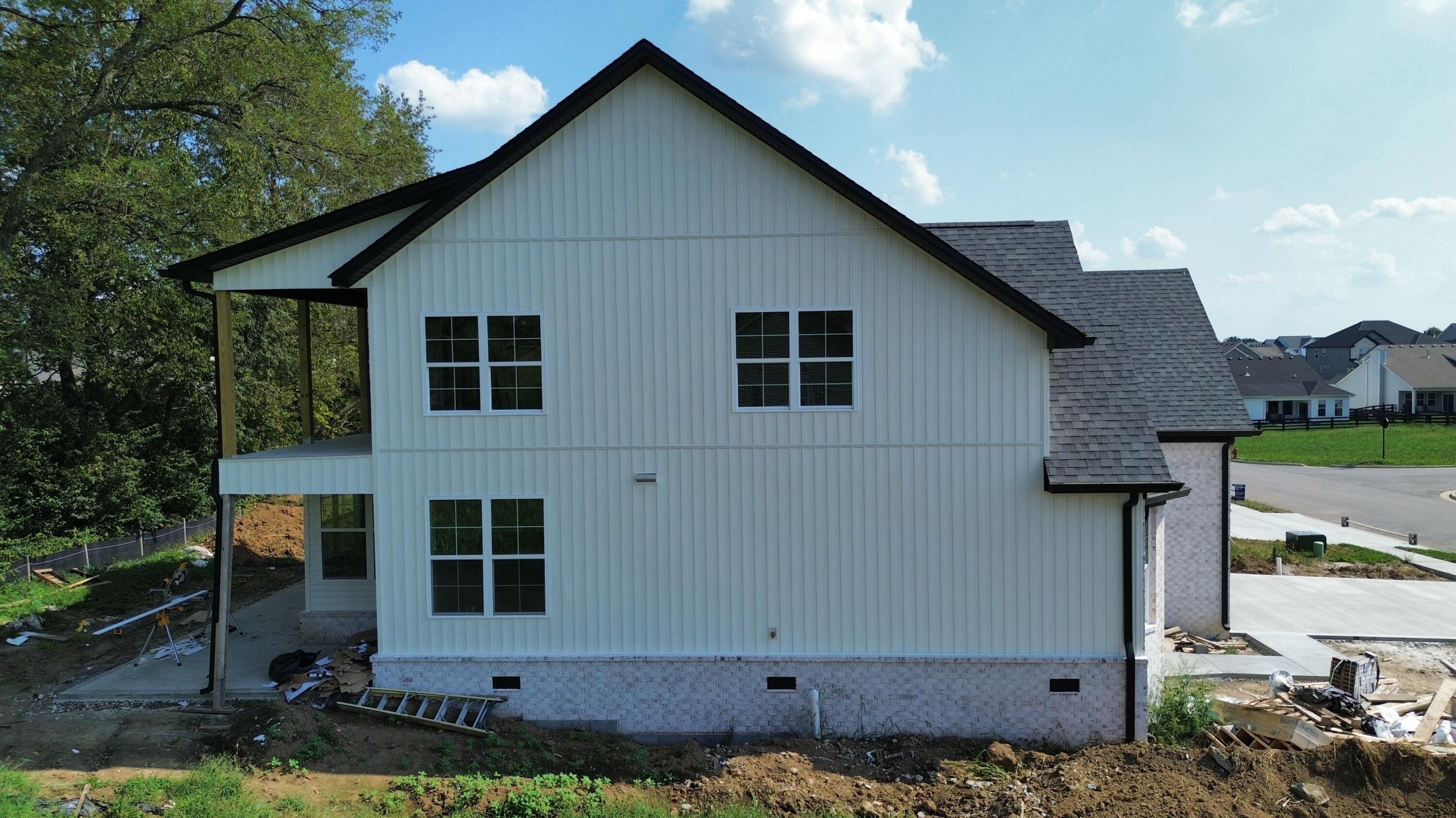 1004 Shelburne Way Property Photo 6
