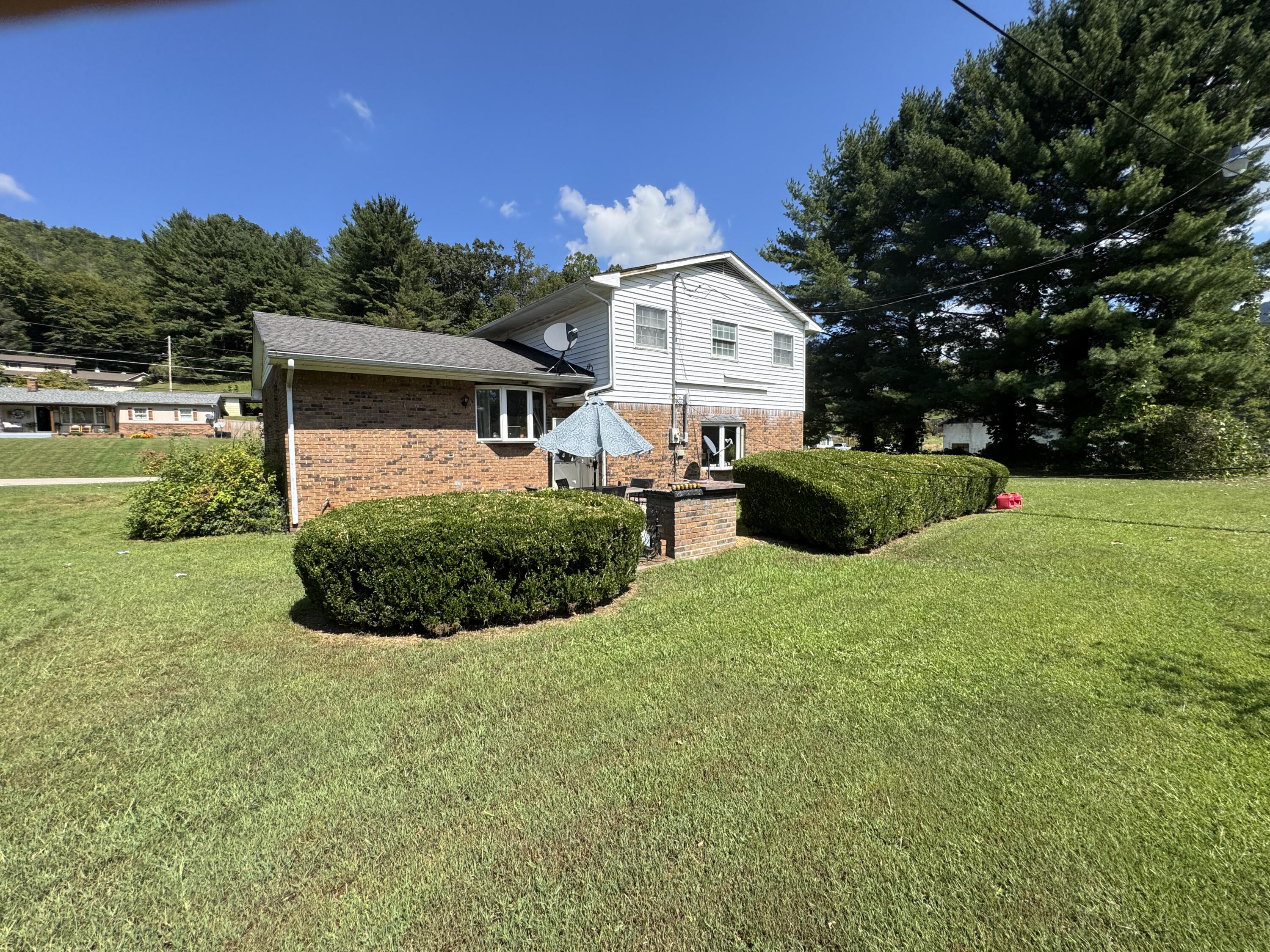7850 Highway 522 Property Photo 3