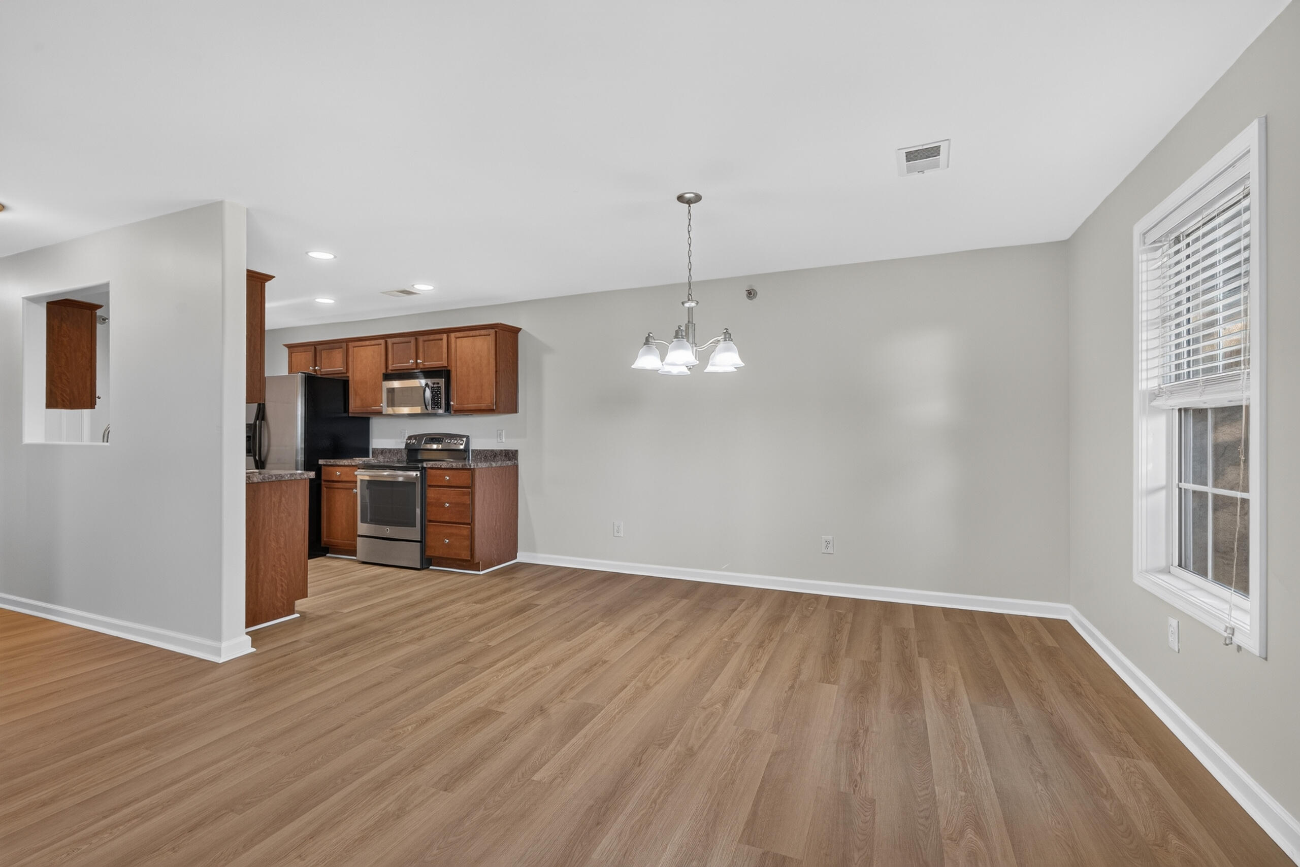 857 Malabu Drive 2101 Property Photo 6