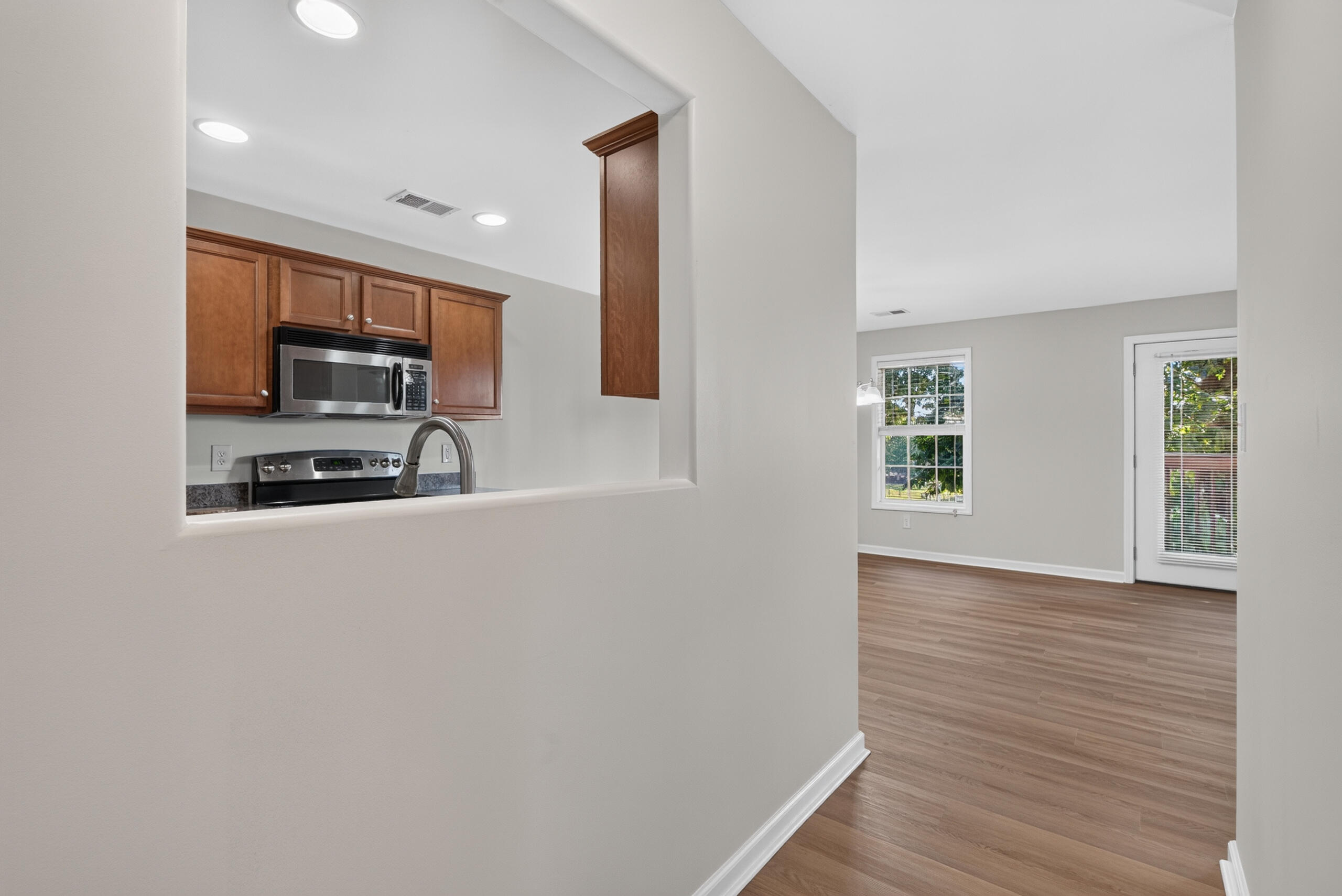857 Malabu Drive 2101 Property Photo 11