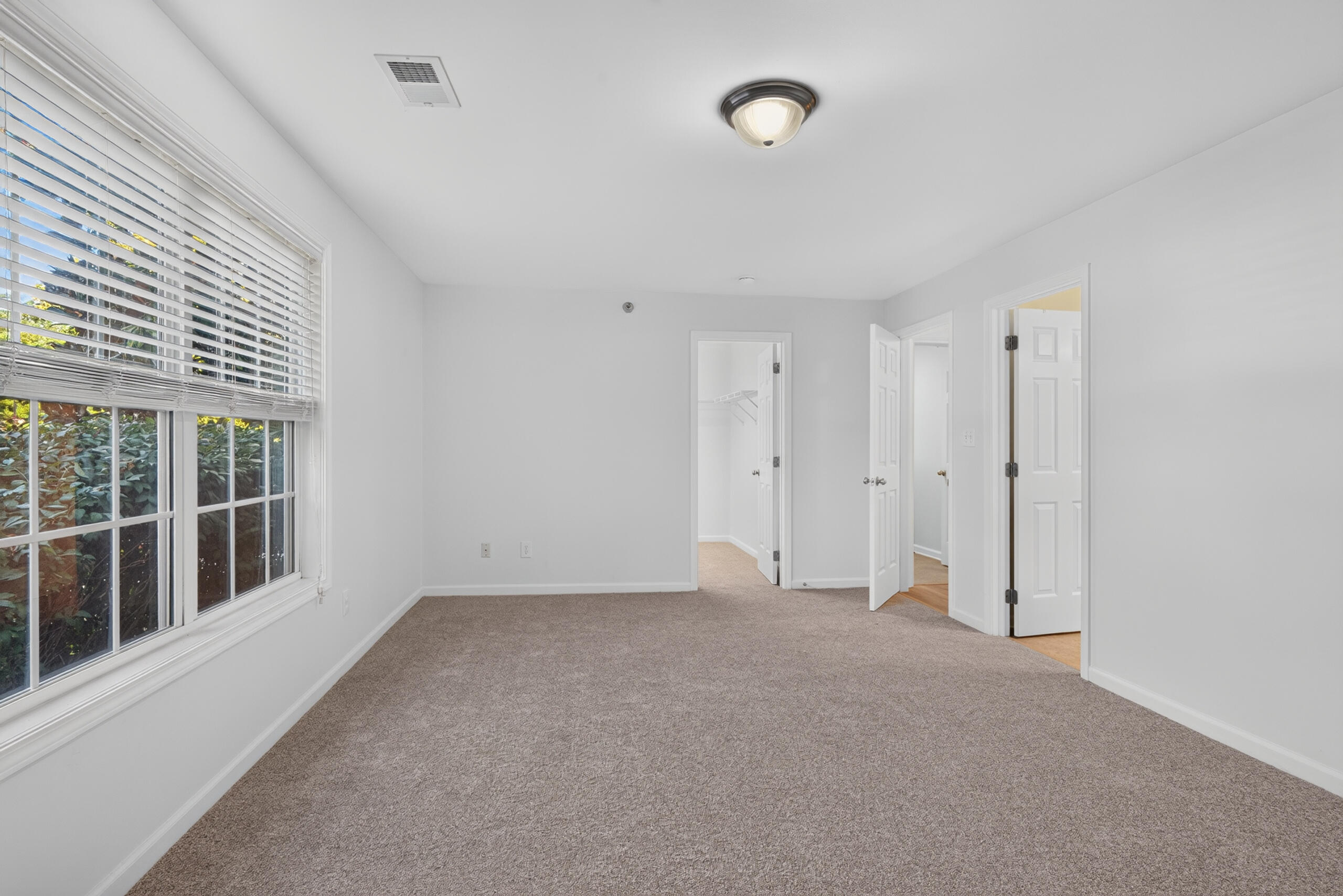 857 Malabu Drive 2101 Property Photo 13