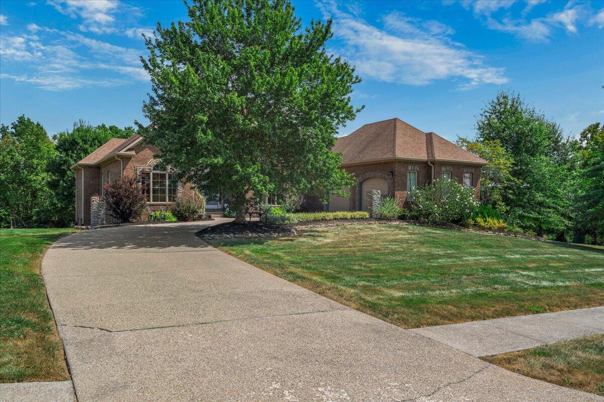 123 Mahogany Drive Property Photo 4