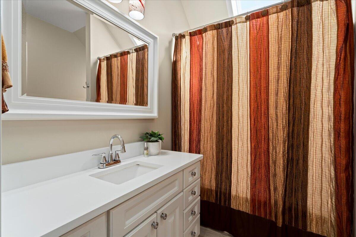 123 Mahogany Drive Property Photo 45