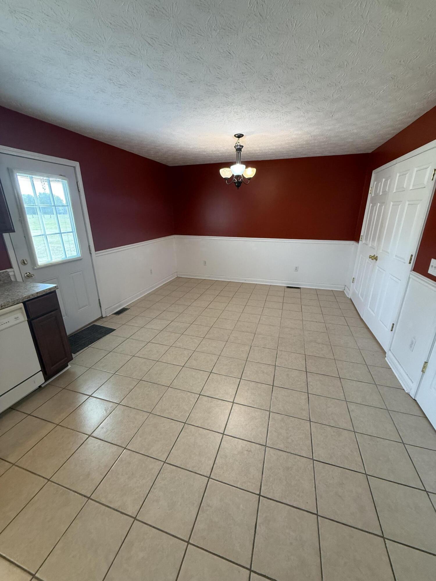 375 Jeffries Lane Property Photo 11