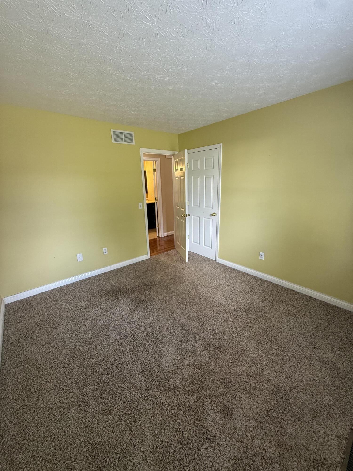 375 Jeffries Lane Property Photo 16