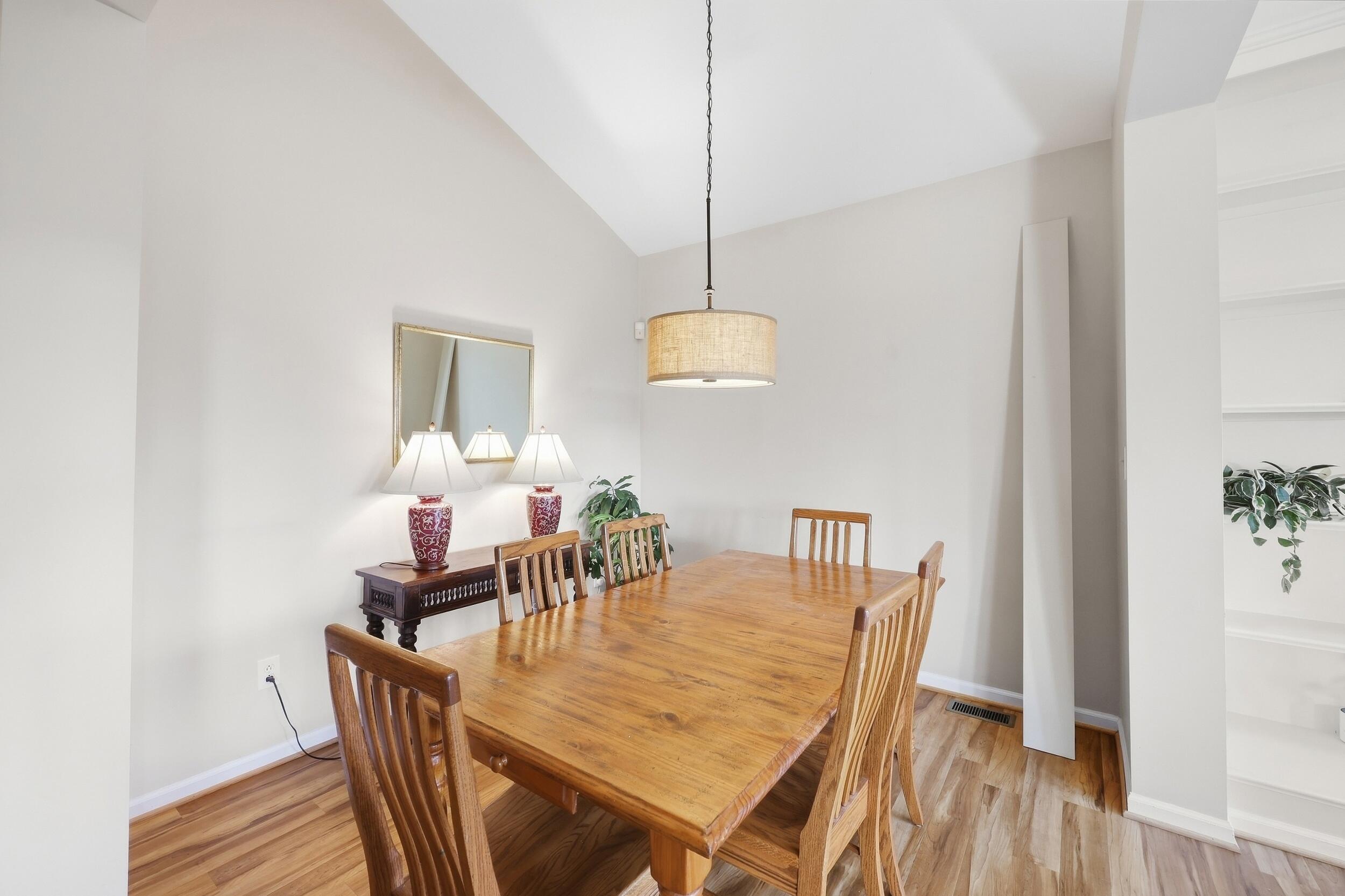 3405 Overbrook Fountain Property Photo 7