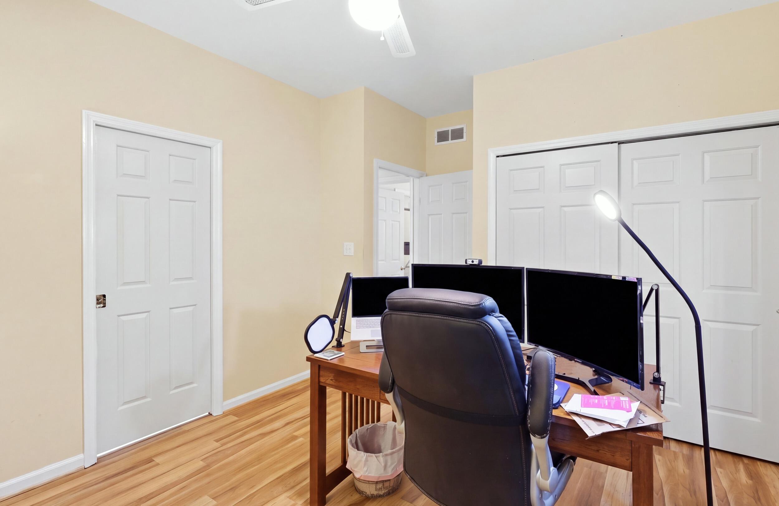 3405 Overbrook Fountain Property Photo 19