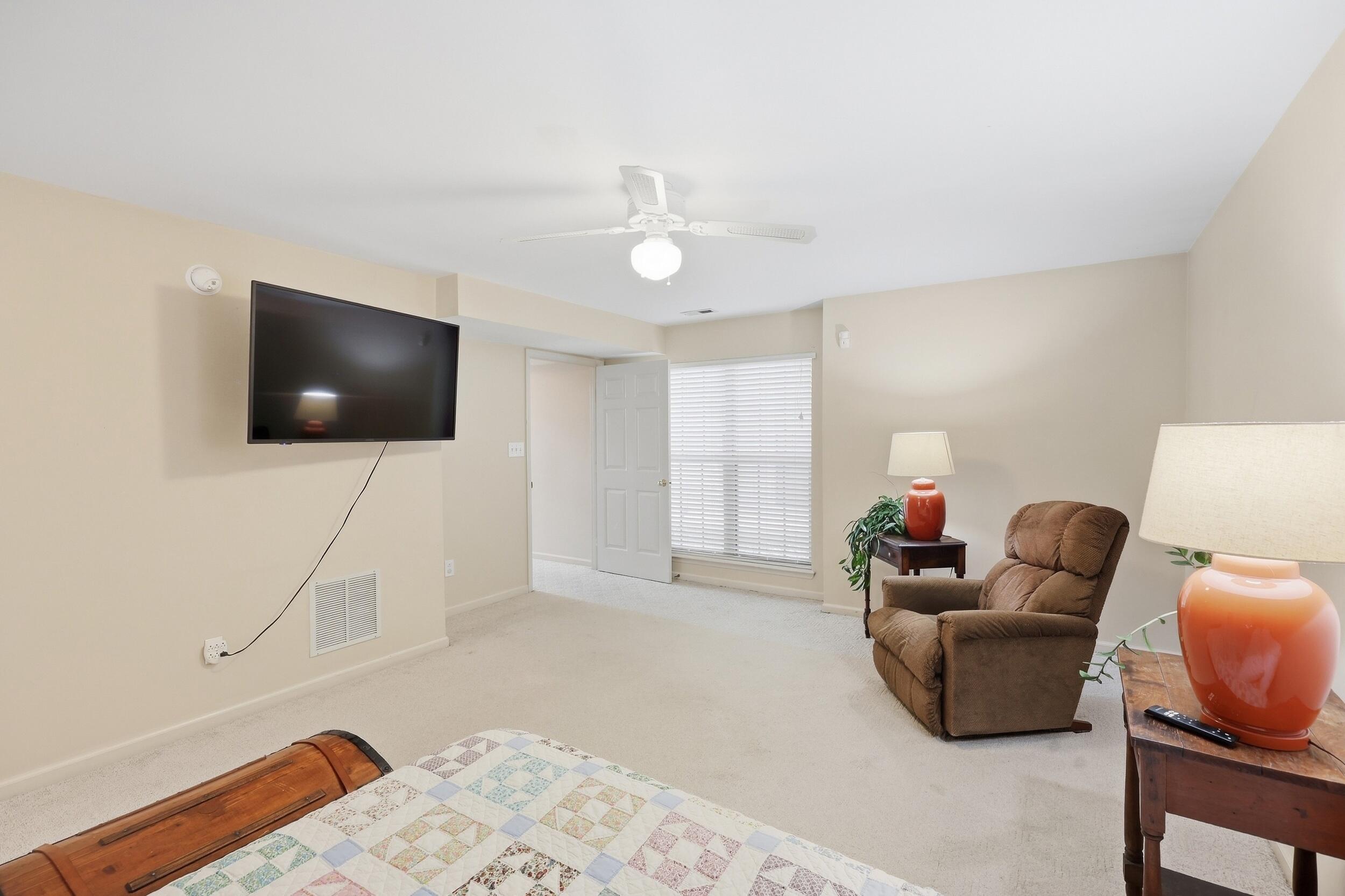 3405 Overbrook Fountain Property Photo 23