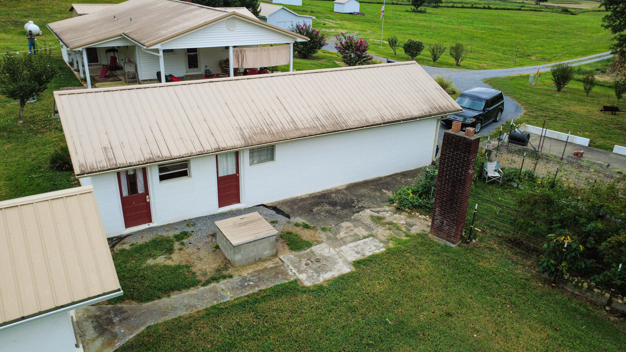 220 F Johnson Road Property Photo 30