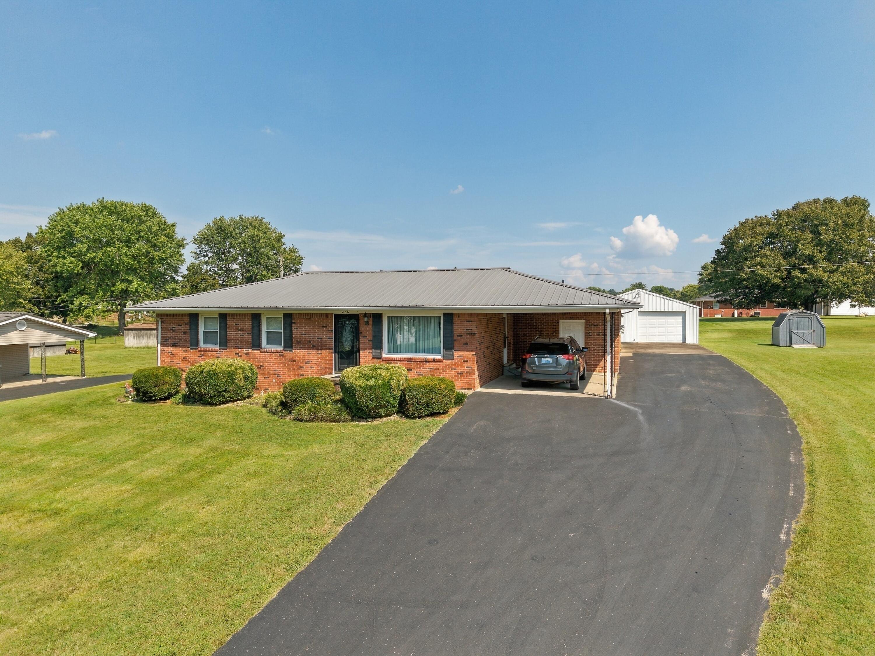 228 Guess Drive Property Photo 1