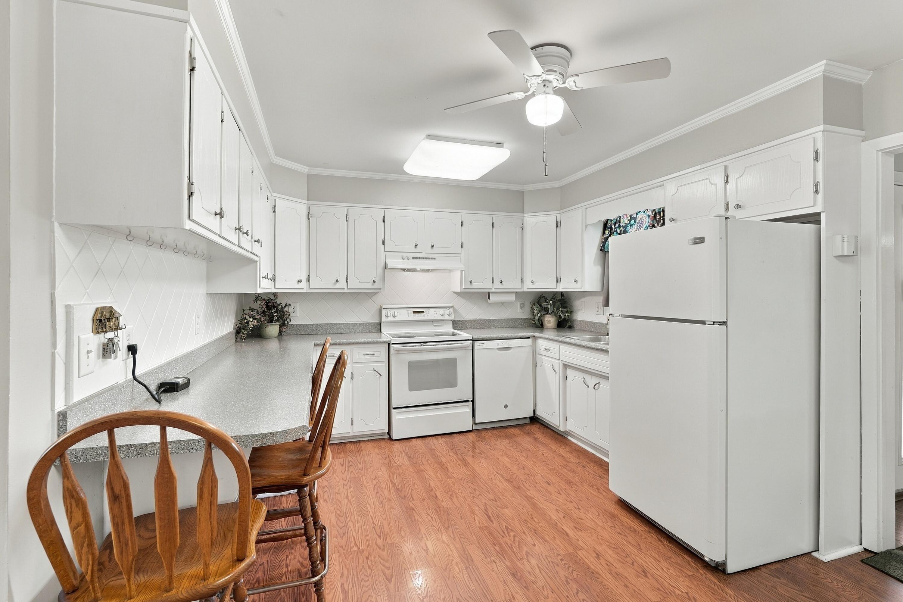 228 Guess Drive Property Photo 8