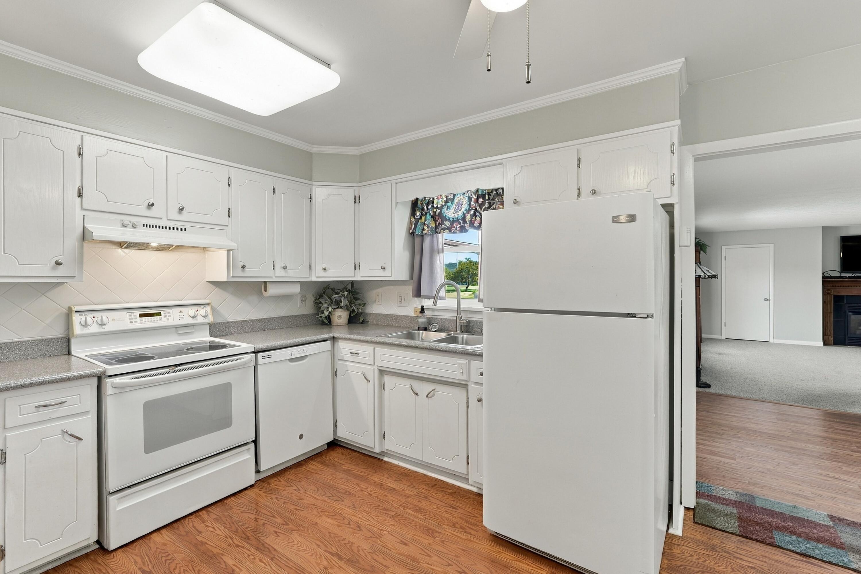 228 Guess Drive Property Photo 22