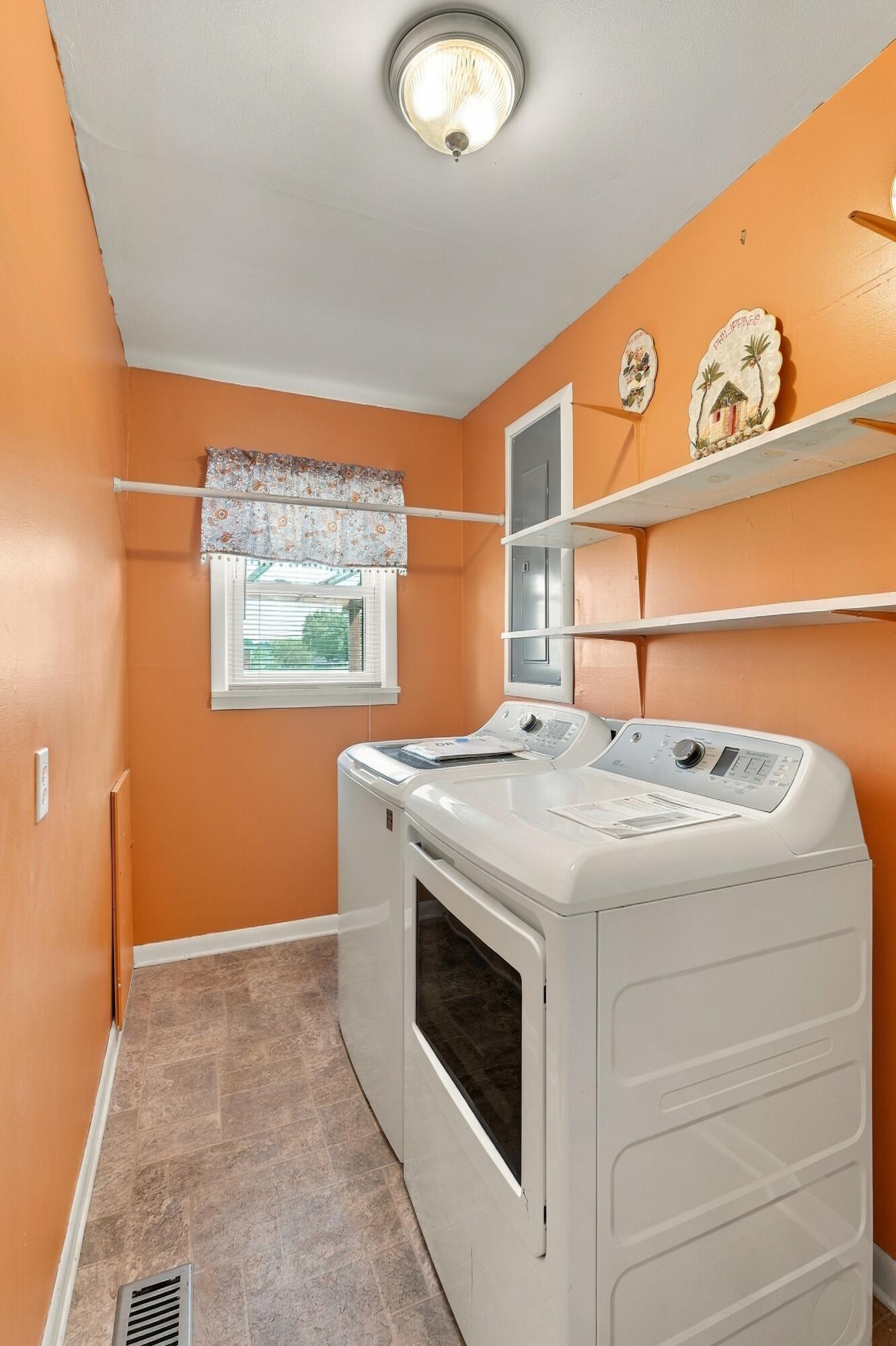 228 Guess Drive Property Photo 32