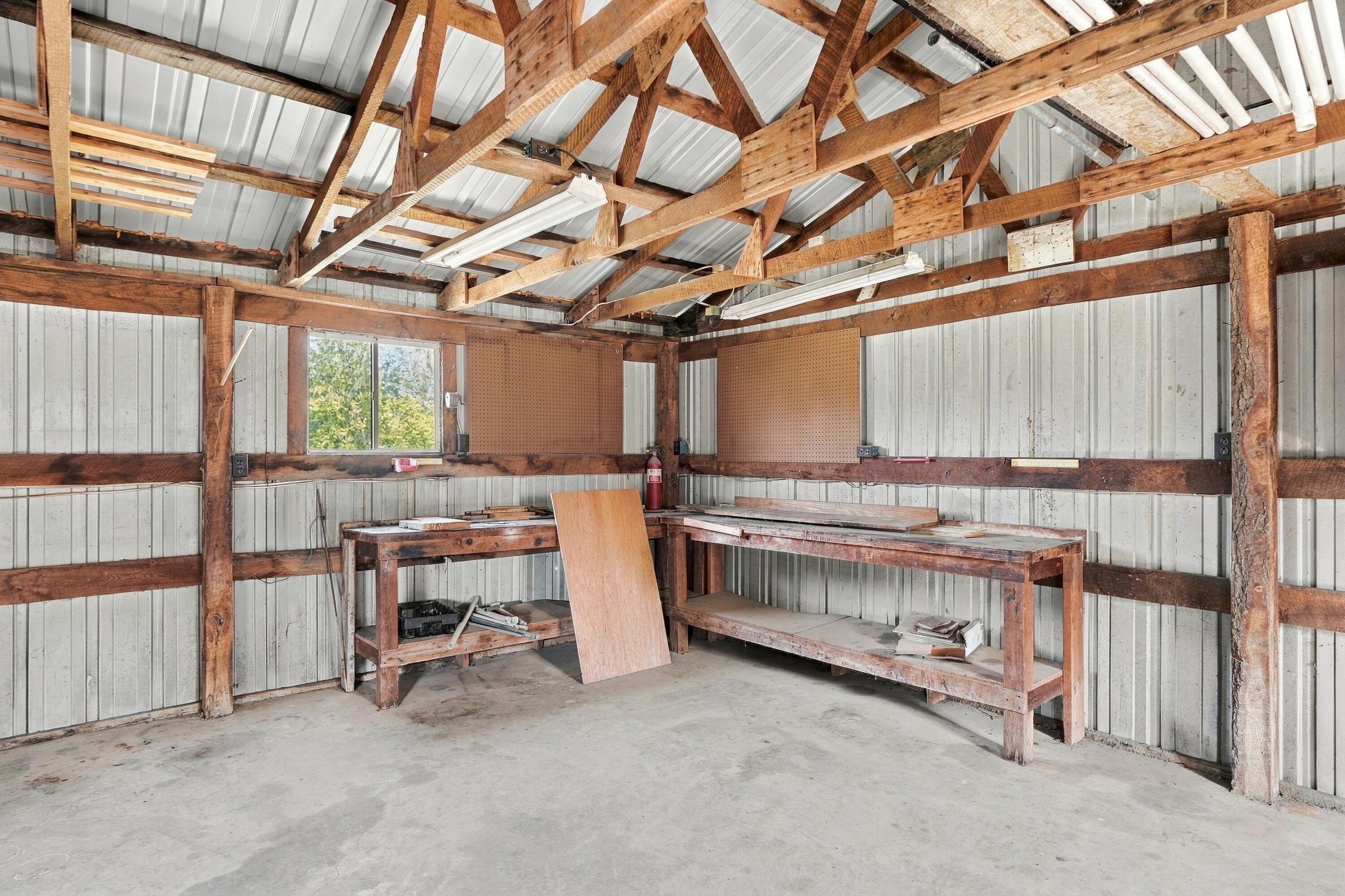 228 Guess Drive Property Photo 37