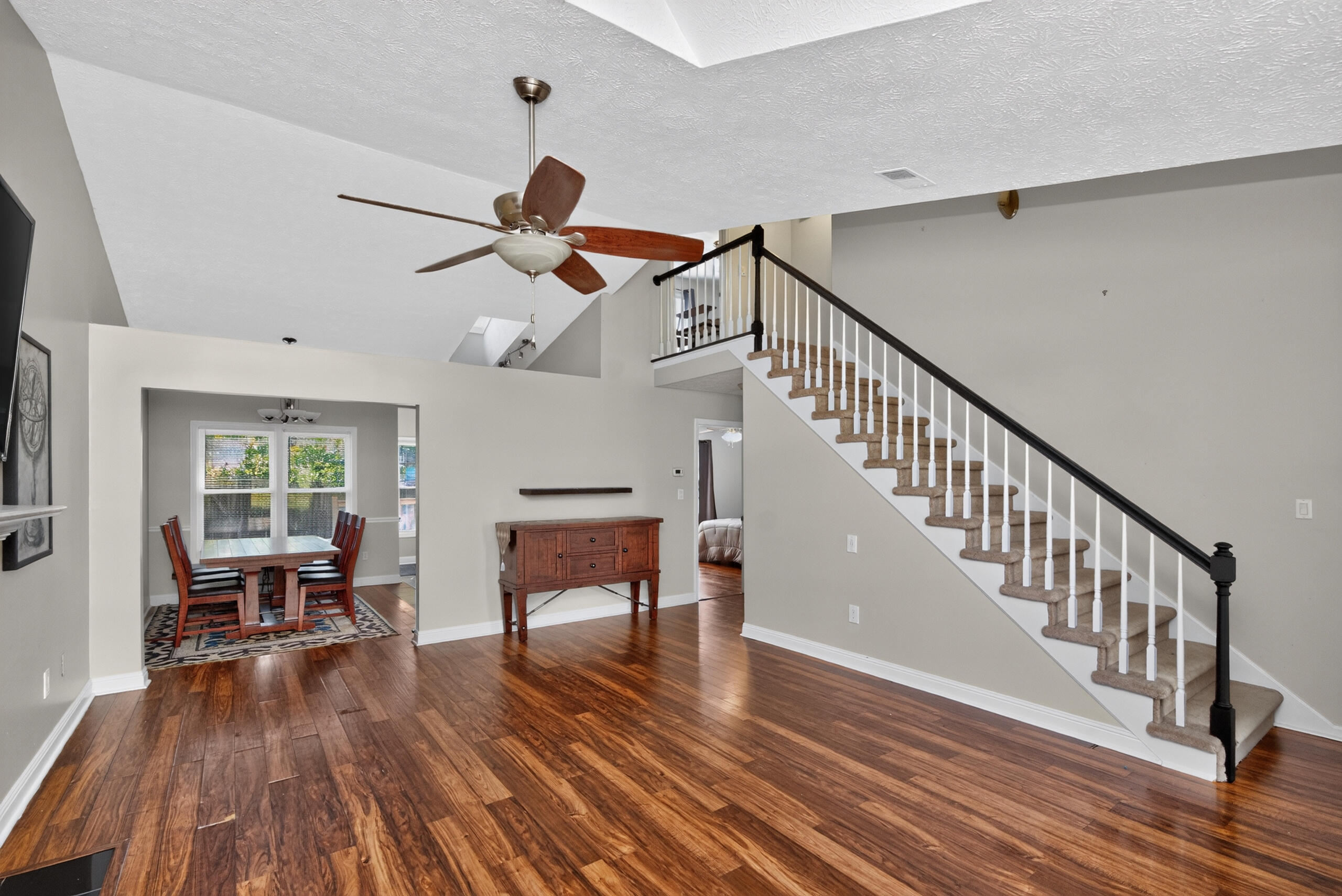4617 Hartland Parkway Property Photo 6