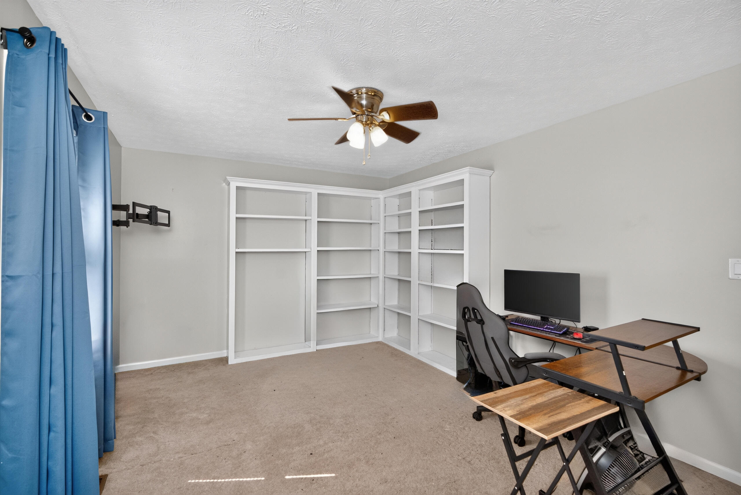 4617 Hartland Parkway Property Photo 18