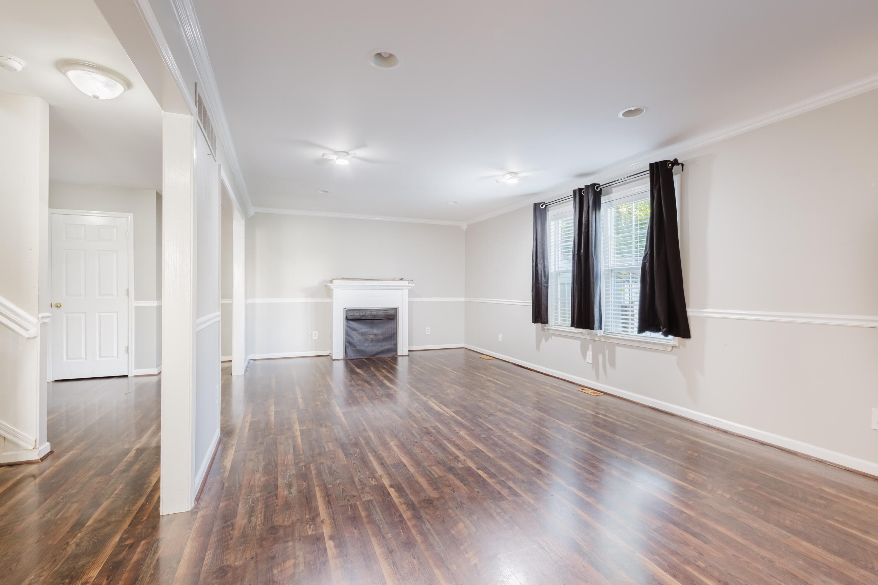 512 Perry Drive Property Photo 11