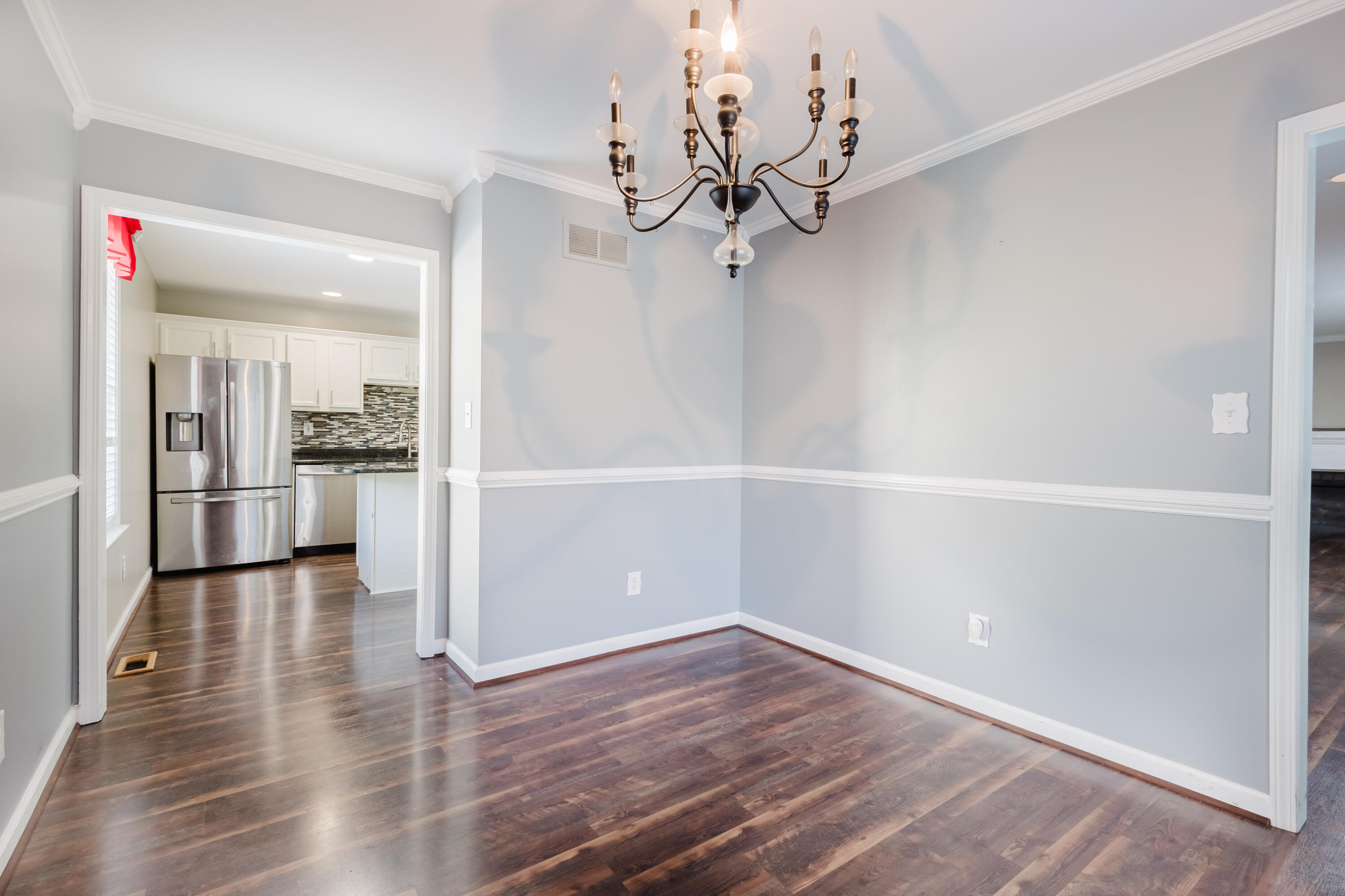 512 Perry Drive Property Photo 13