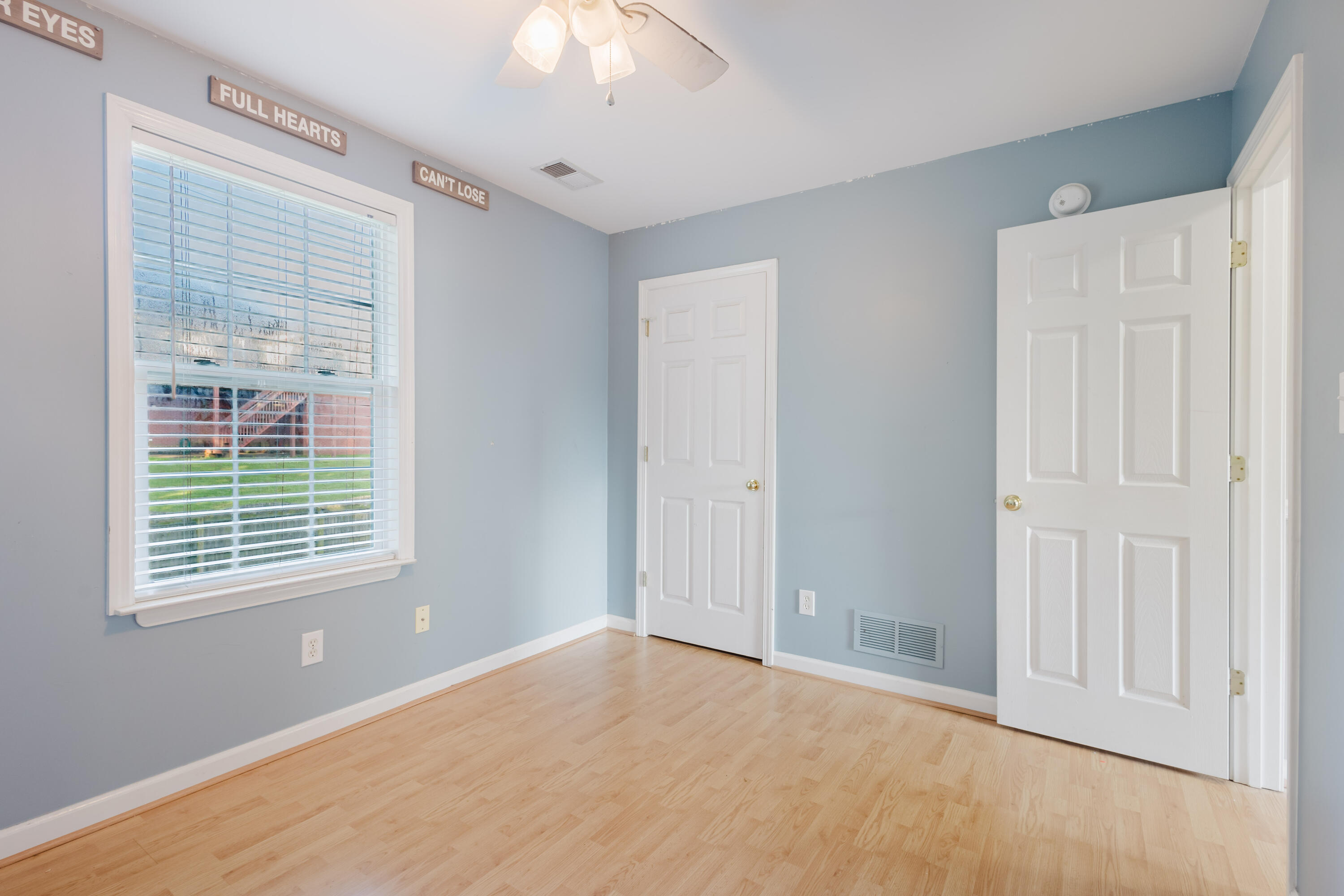 512 Perry Drive Property Photo 35