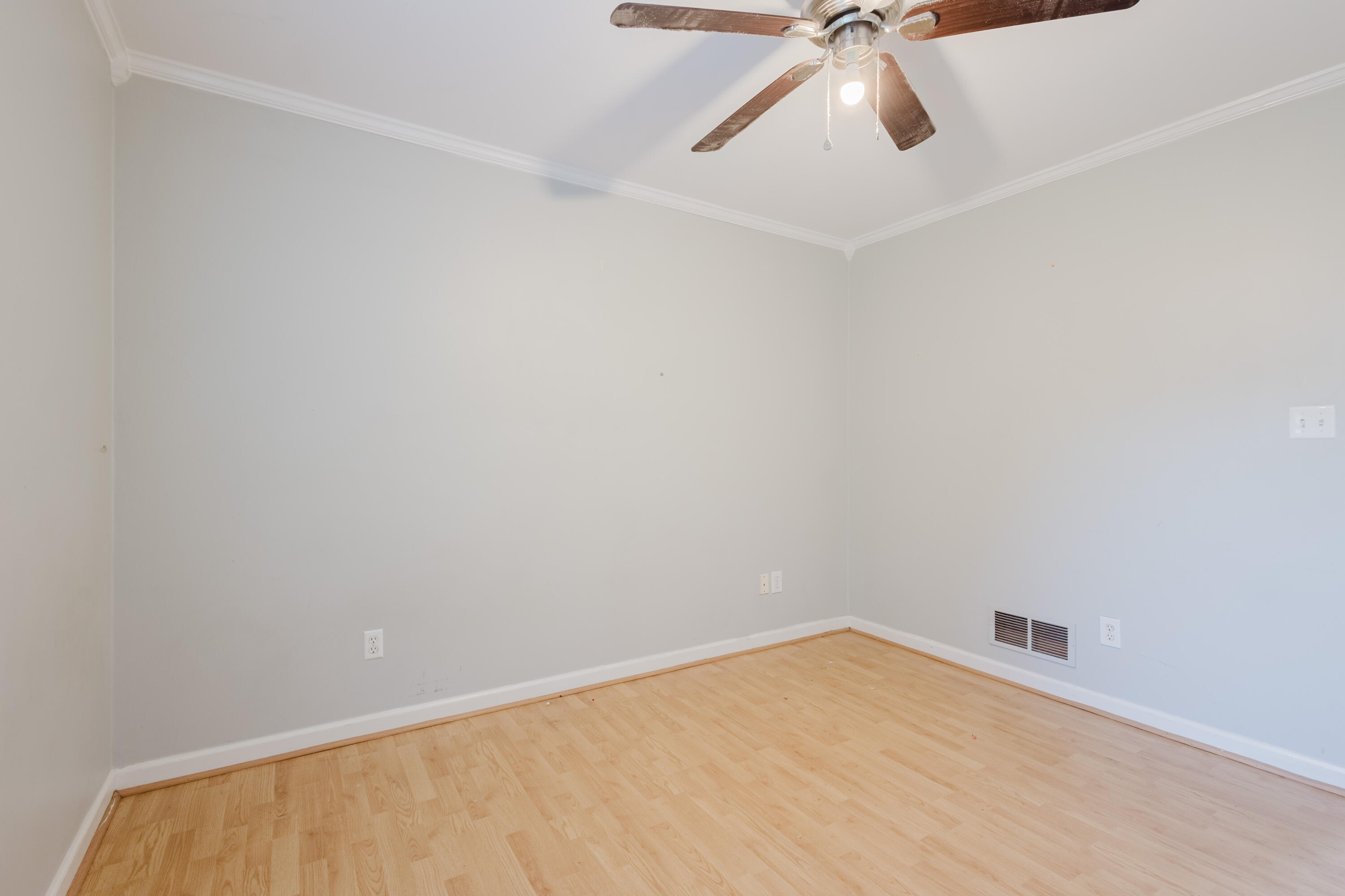 512 Perry Drive Property Photo 37