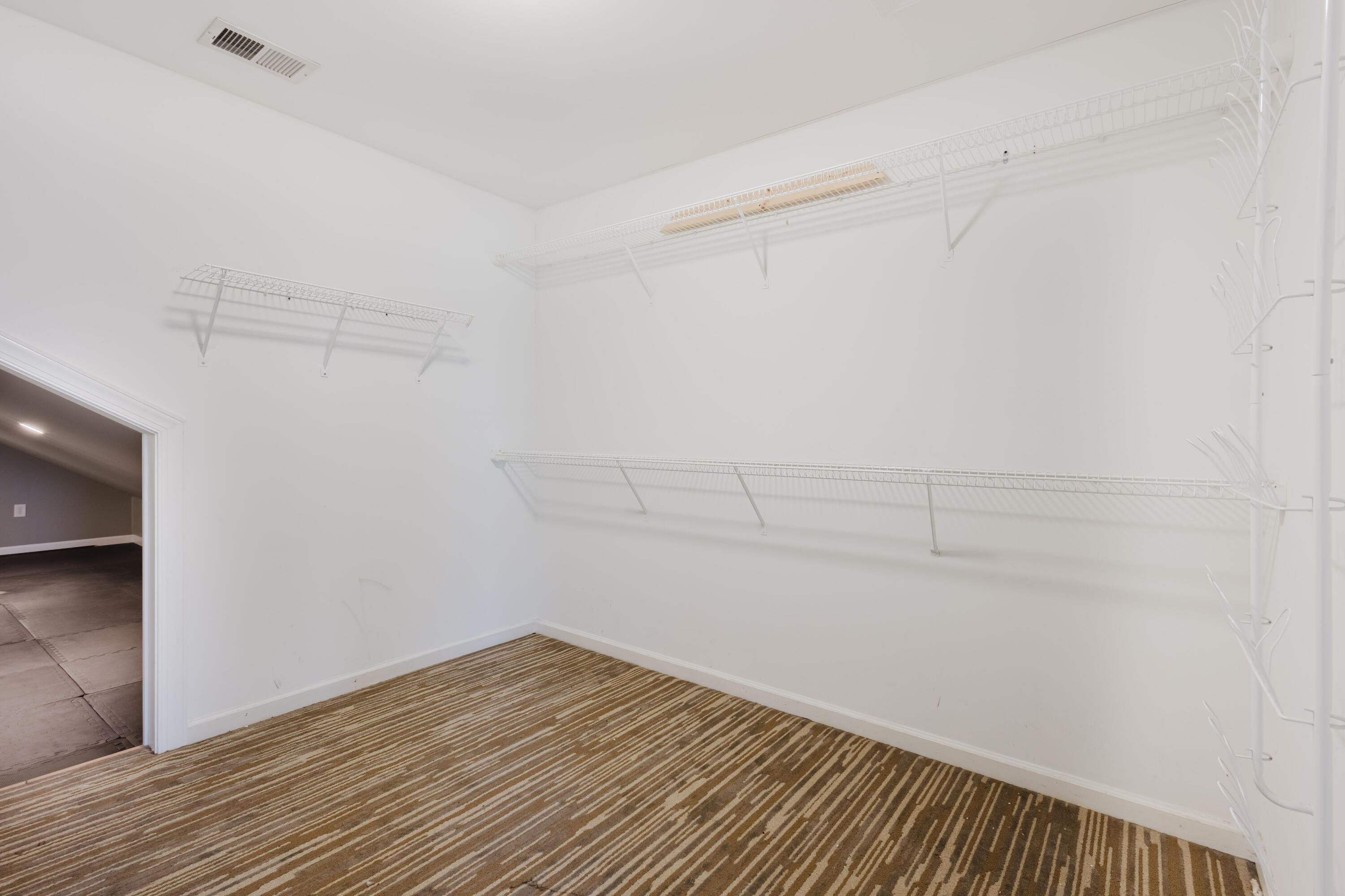 512 Perry Drive Property Photo 47