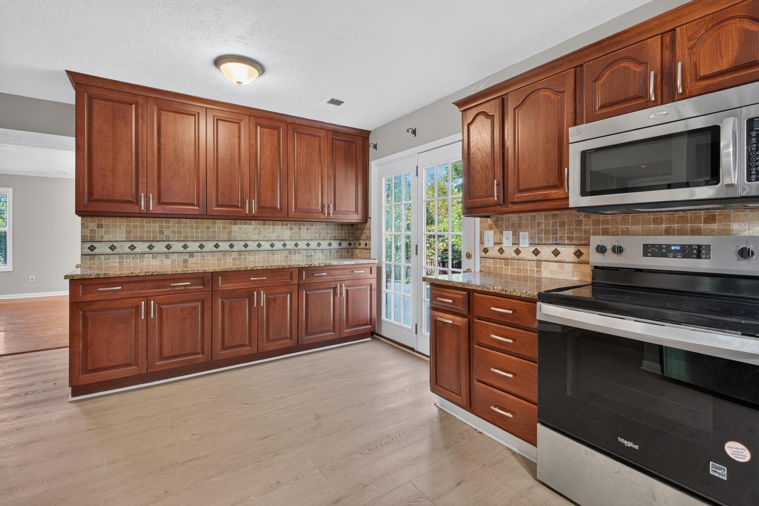 1196 Lacy Lane Property Photo 10
