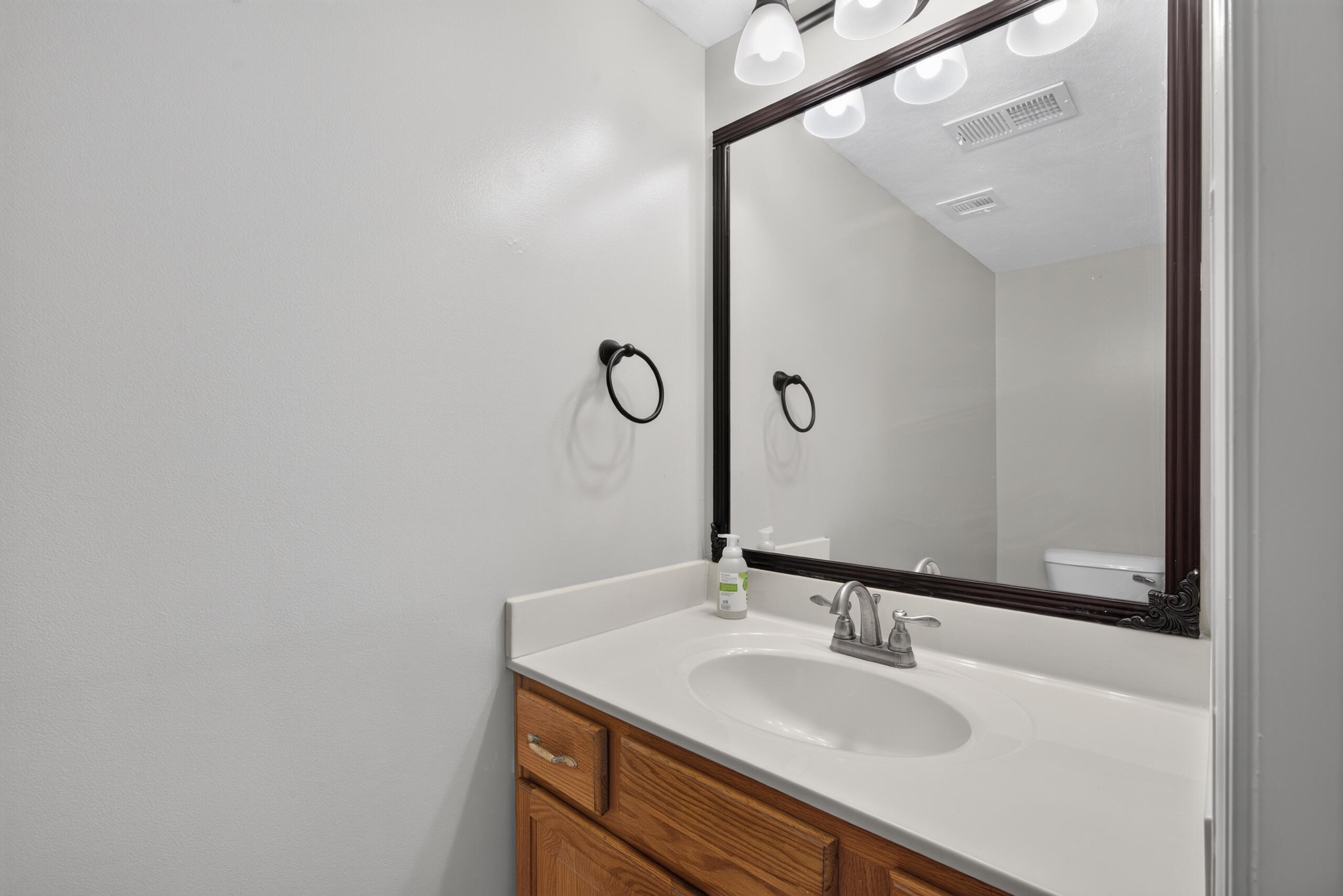 1196 Lacy Lane Property Photo 12