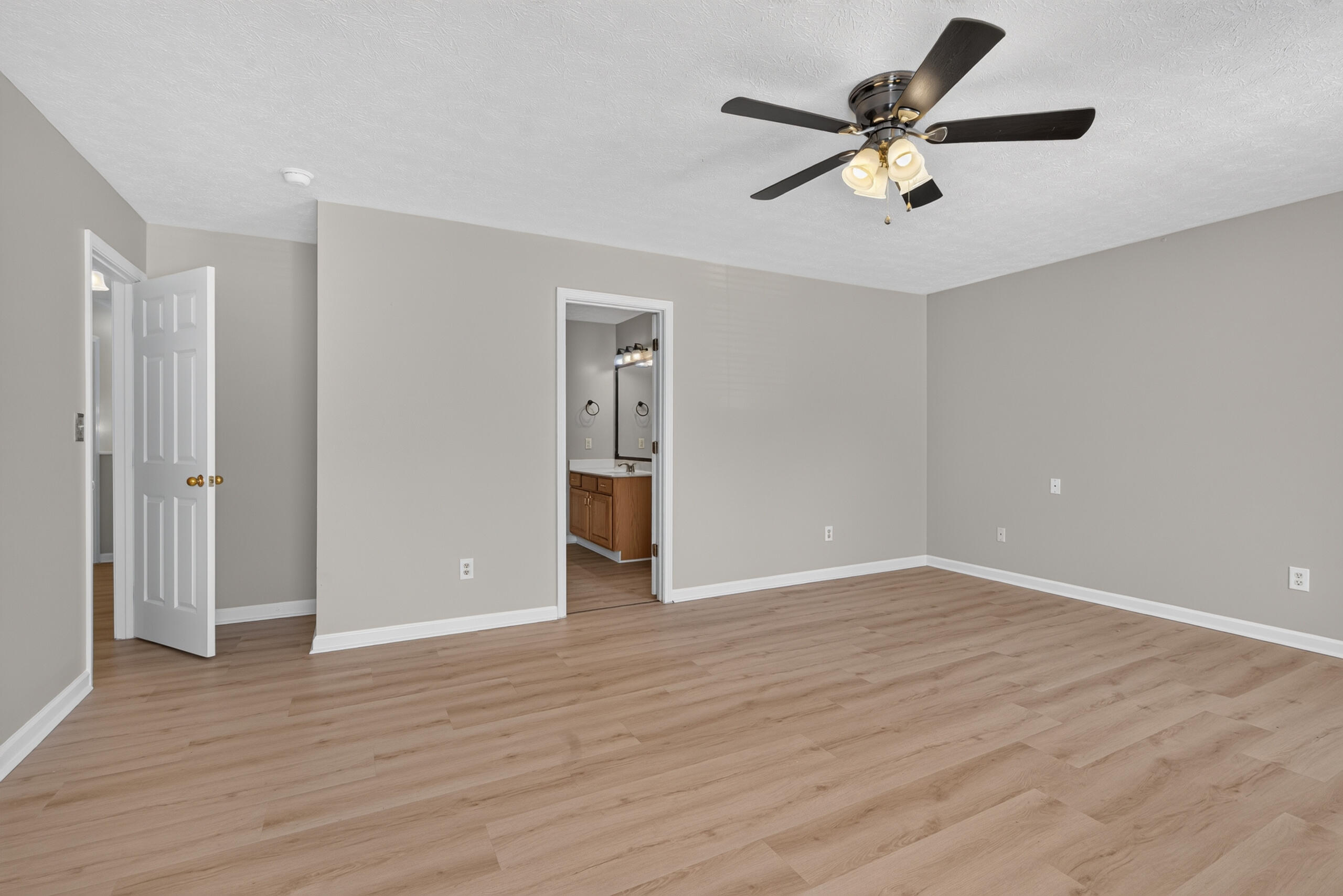 1196 Lacy Lane Property Photo 17