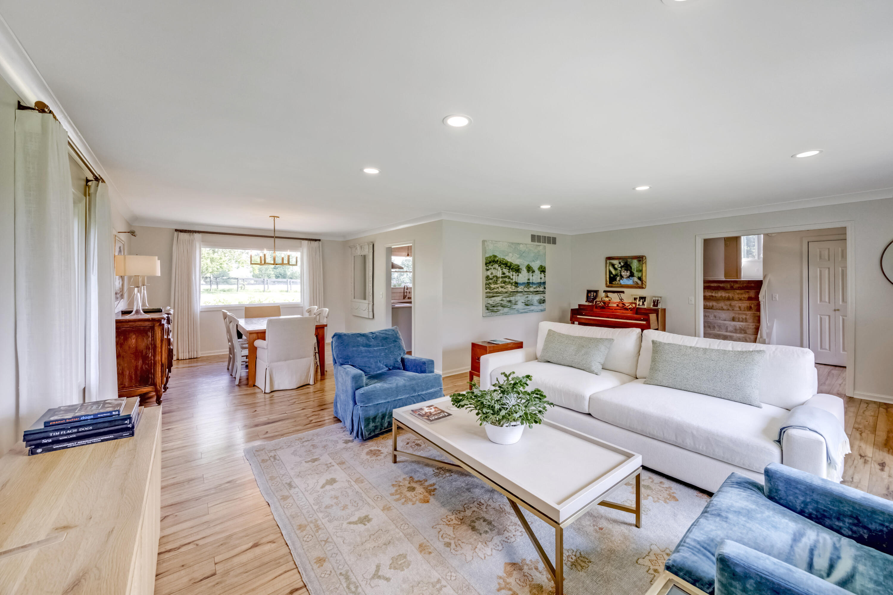 1009 Melrose Drive Property Photo 8