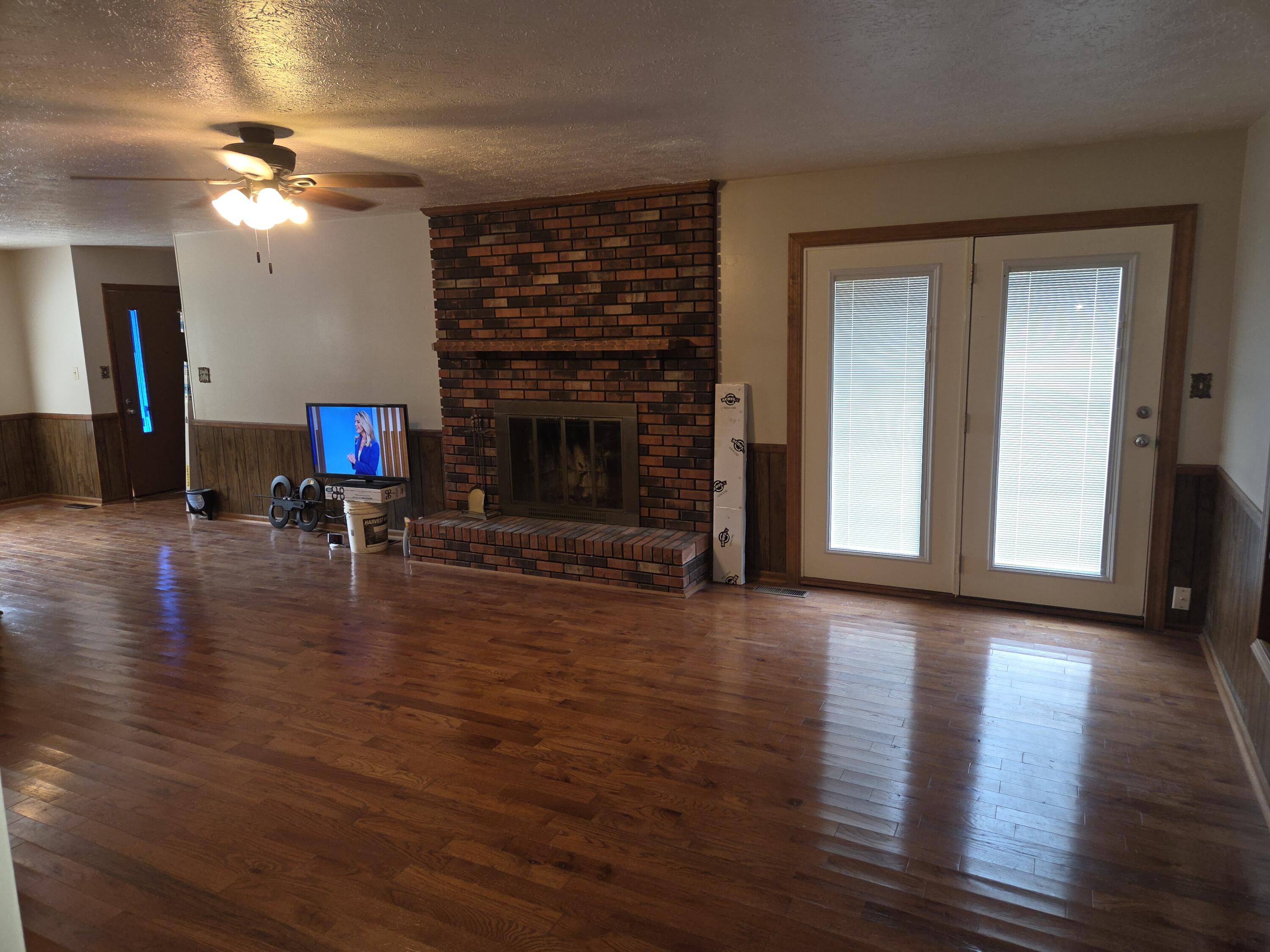 427 Franklin Street Property Photo 8