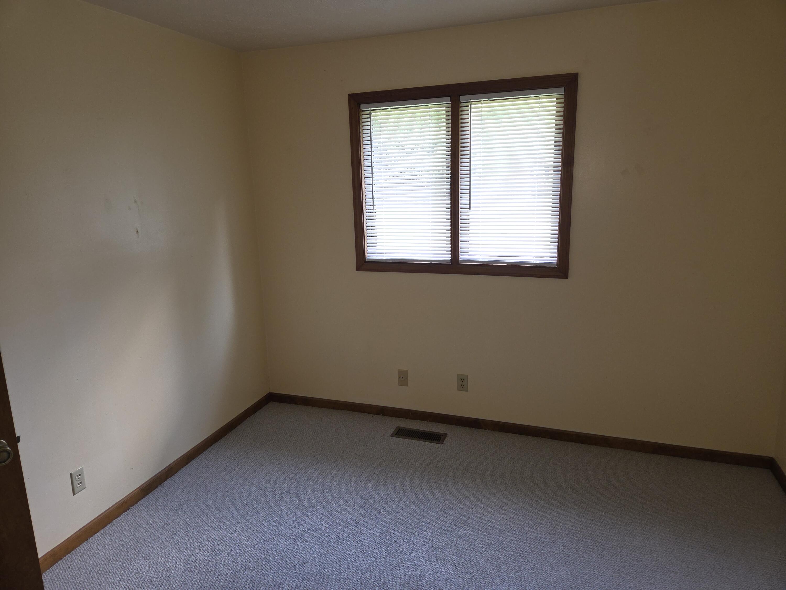 427 Franklin Street Property Photo 11