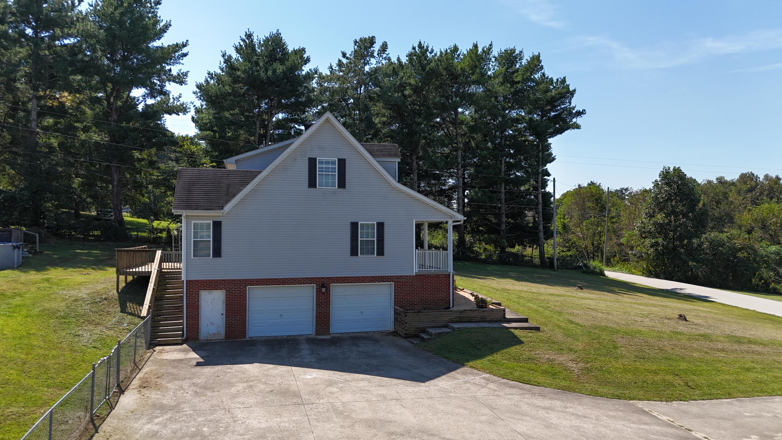 630 Picnic Hill Road Property Photo 6