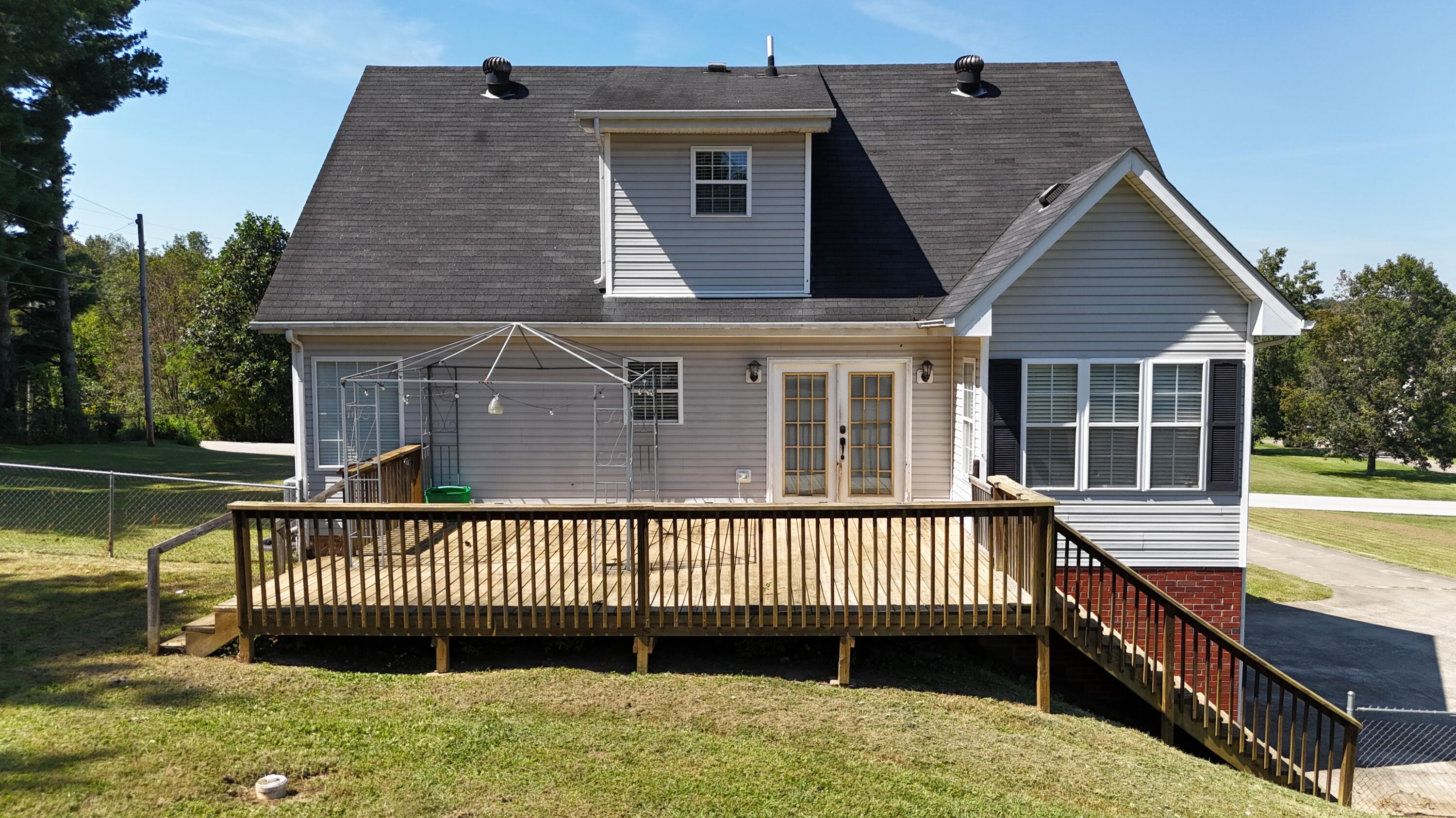 630 Picnic Hill Road Property Photo 12
