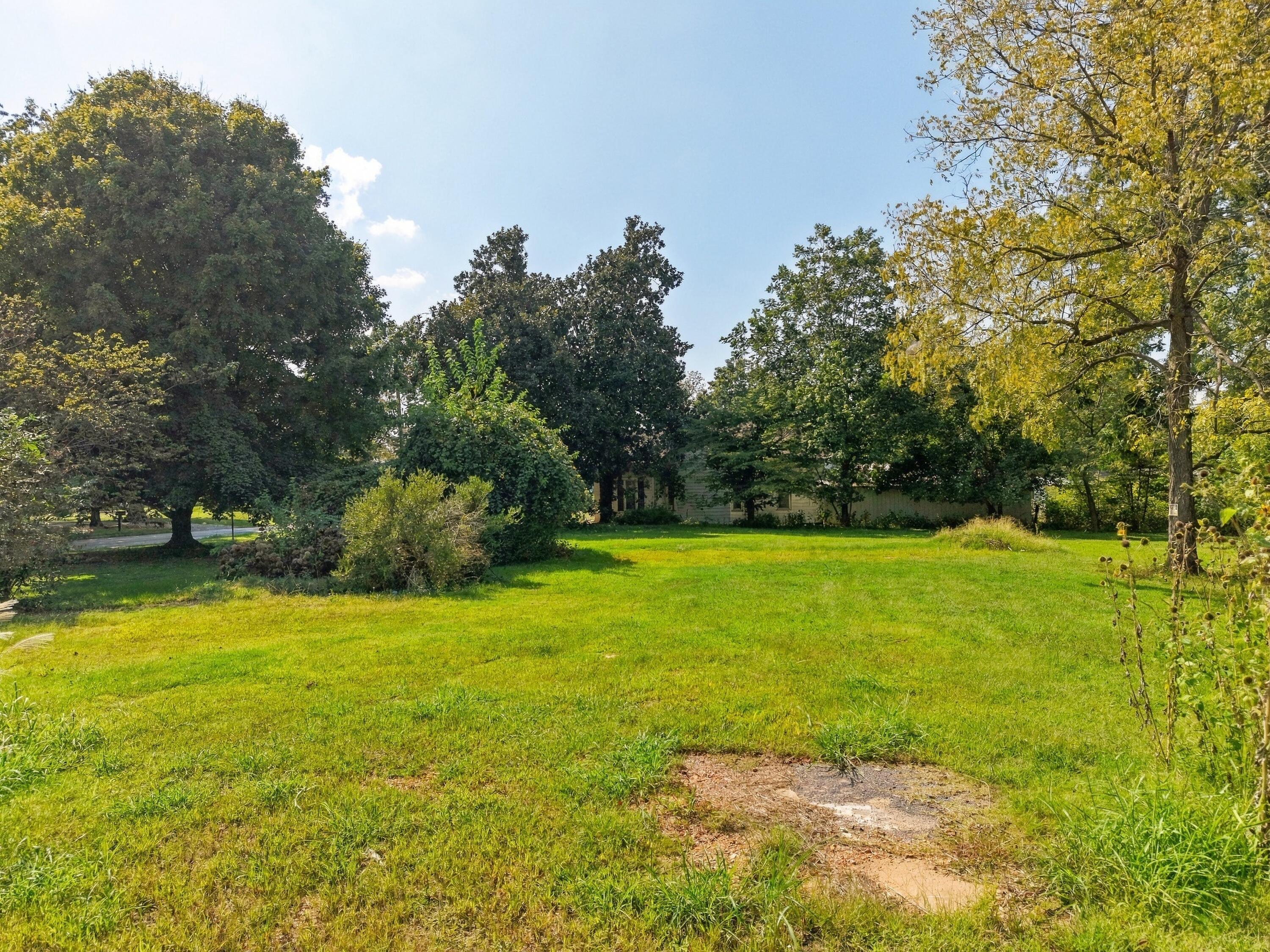 625 Property Photo 4