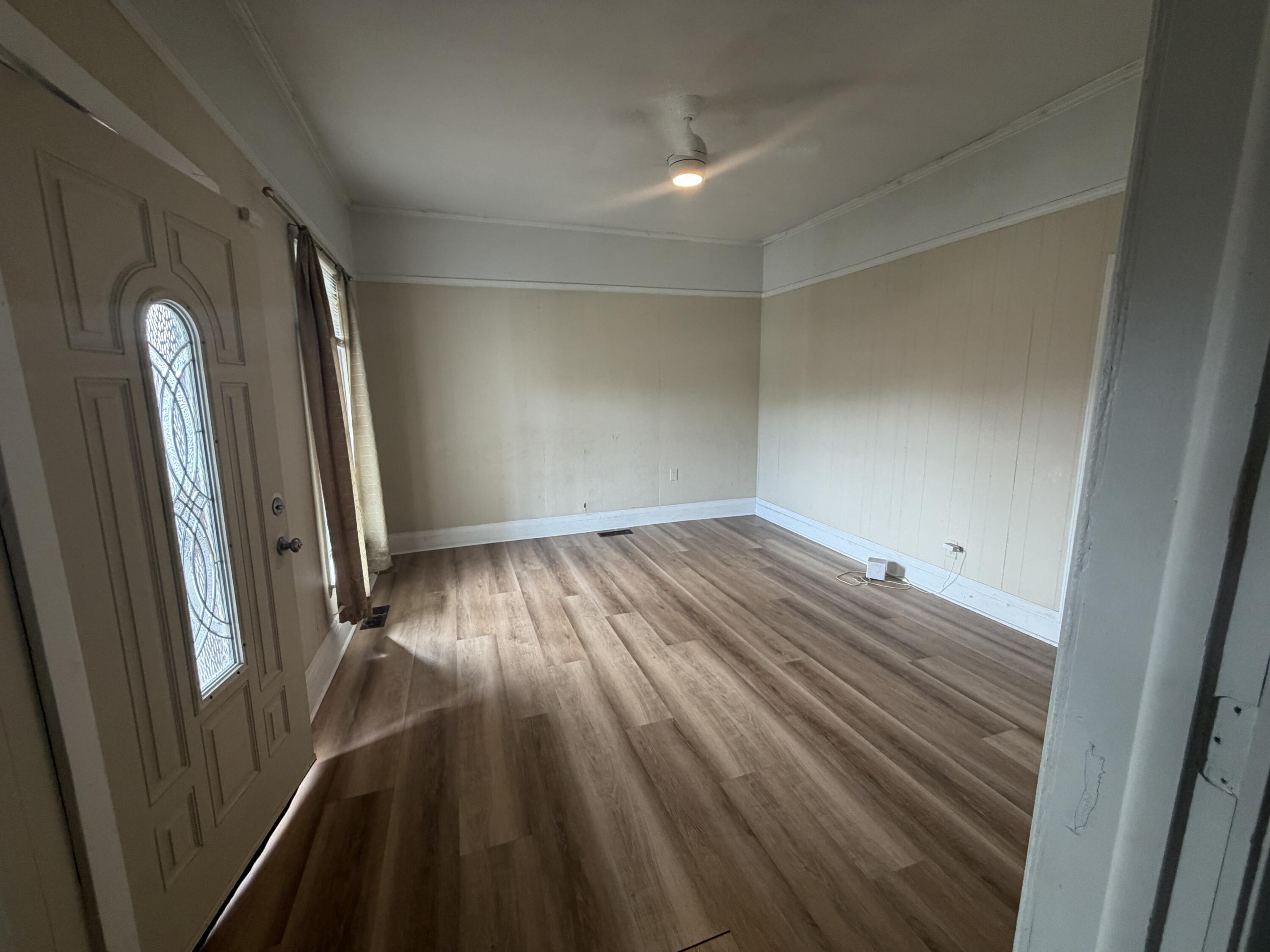 403 S Cleveland Avenue Property Photo 2