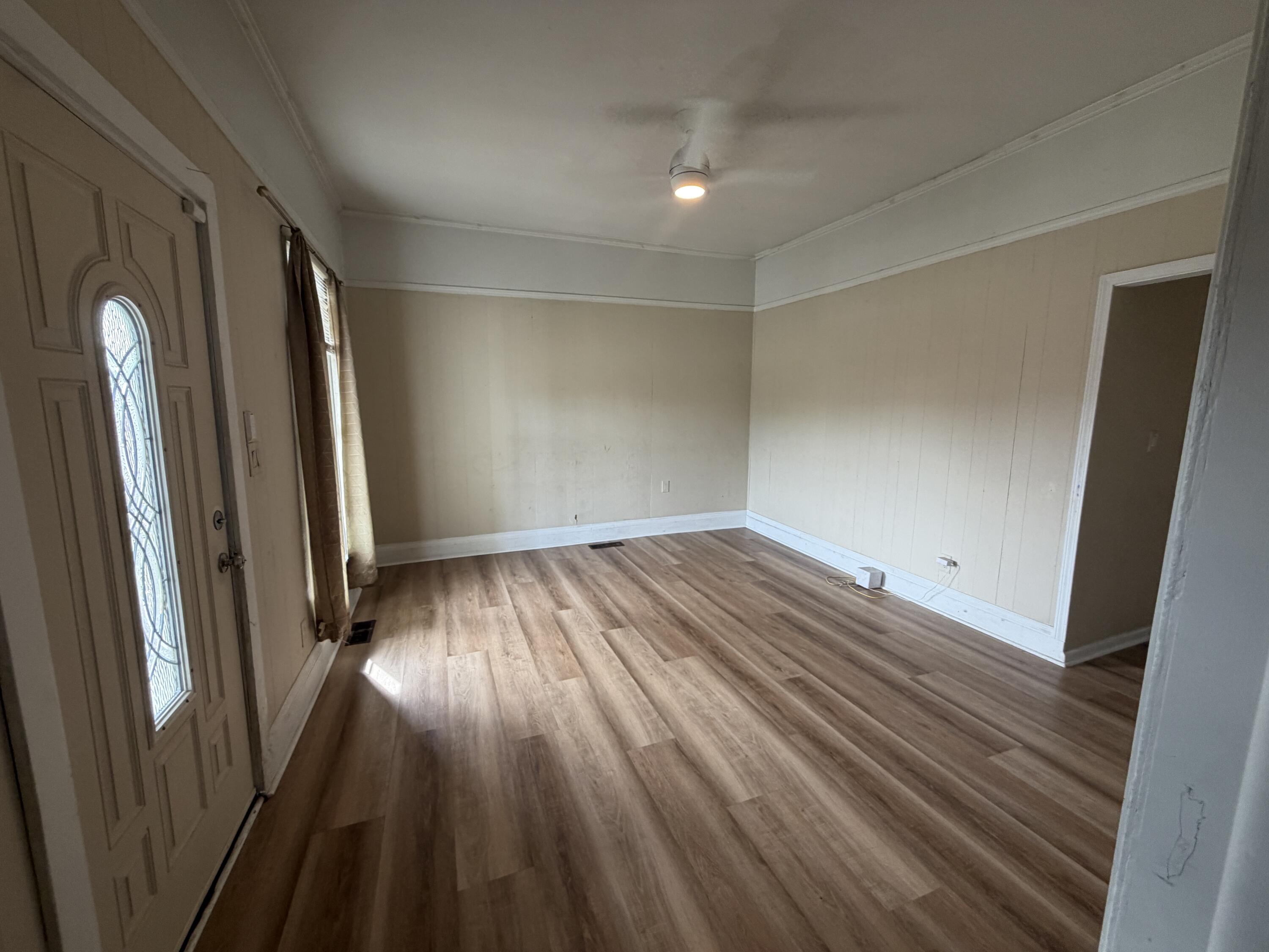 403 S Cleveland Avenue Property Photo 4