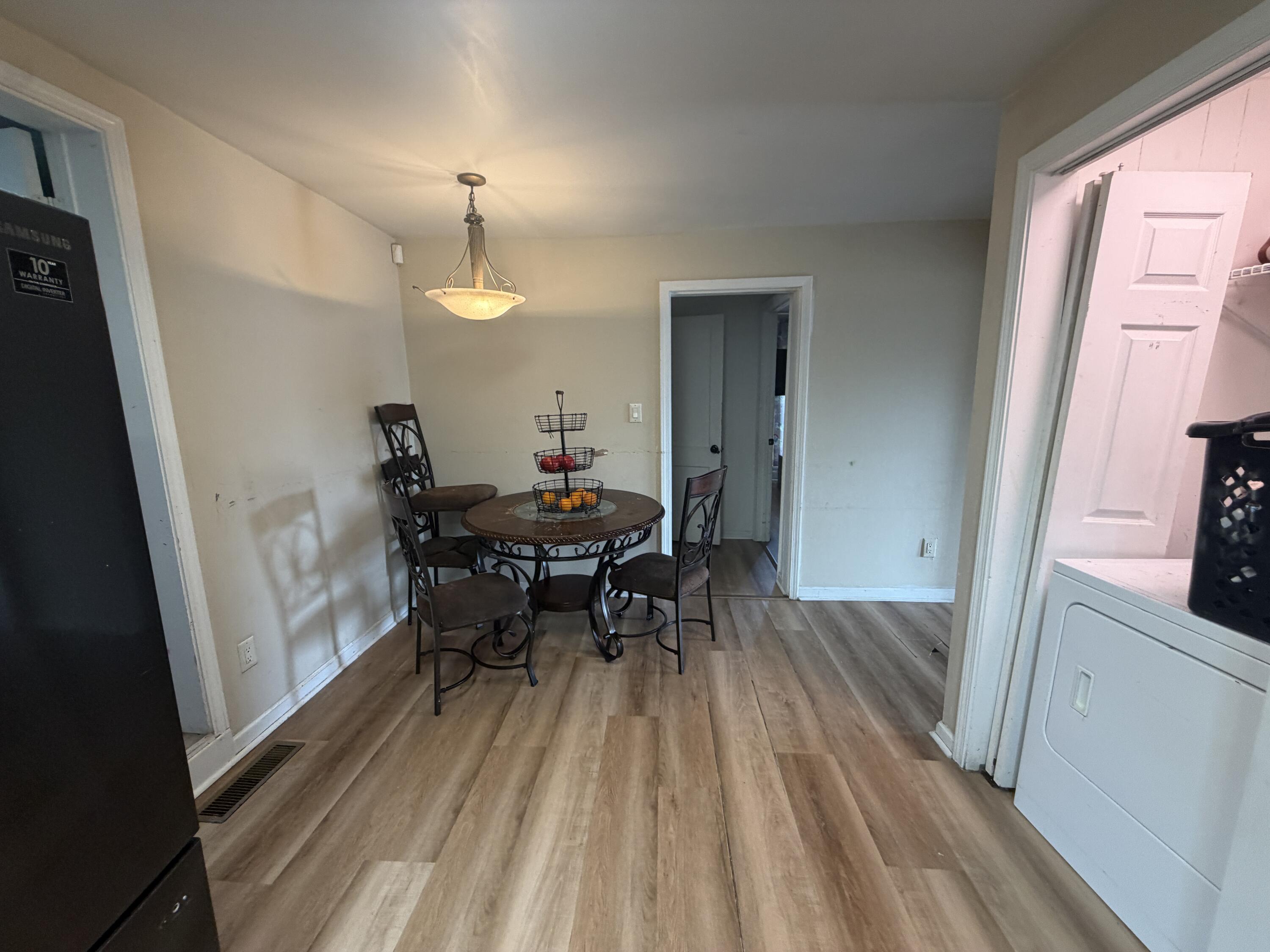 403 S Cleveland Avenue Property Photo 8
